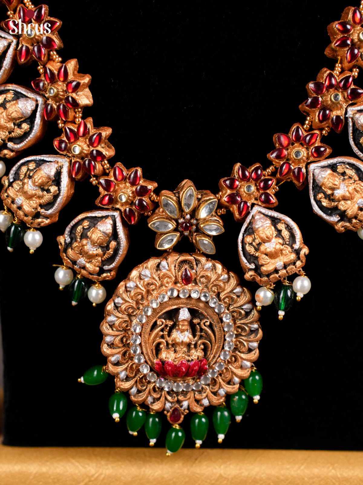 Rustic Lakshmi & floral Necklace Terracotta set - EAJ20003