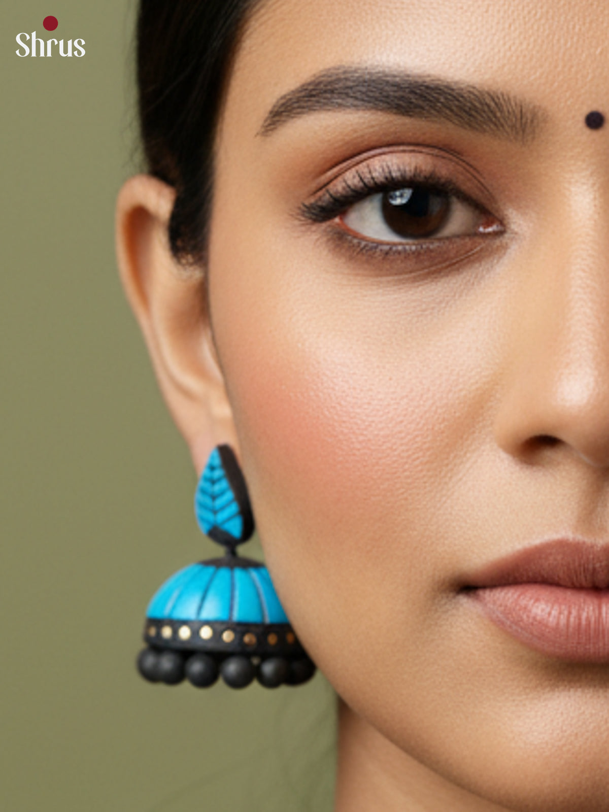 EAJ22018 - Earning - Saree - Shop on Shrus.com