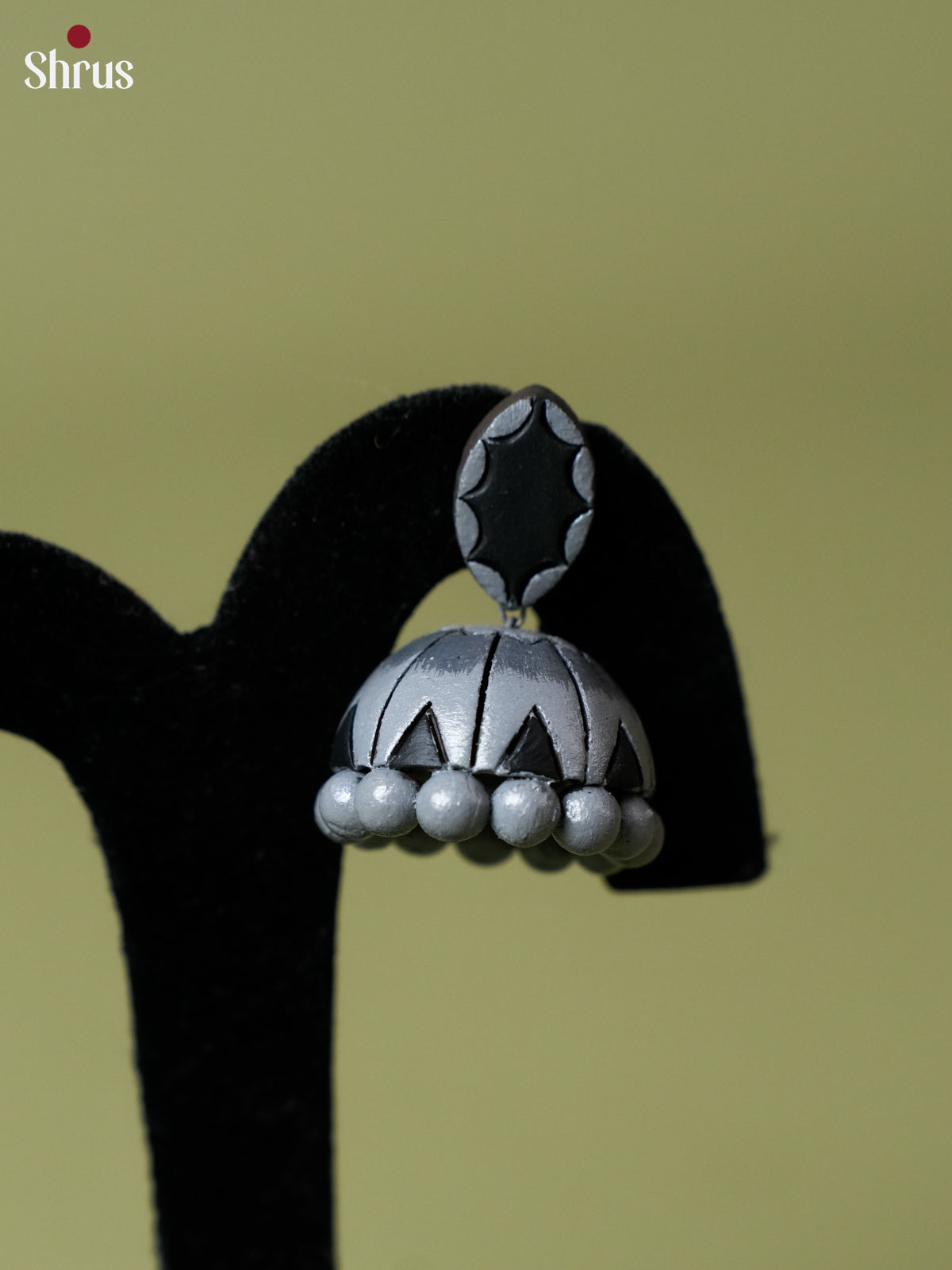 EAJ22026 - Earning - Saree - Shop on Shrus.com