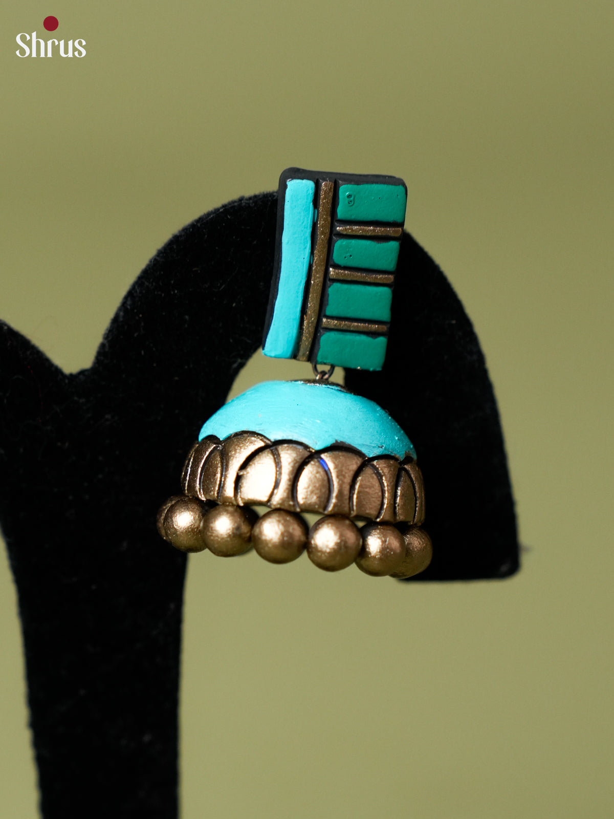 EAJ22029 - Earning - Saree - Shop on Shrus.com