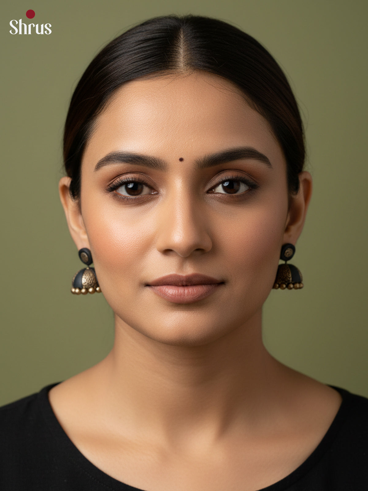 EAJ22030 - Earning - Saree - Shop on Shrus.com