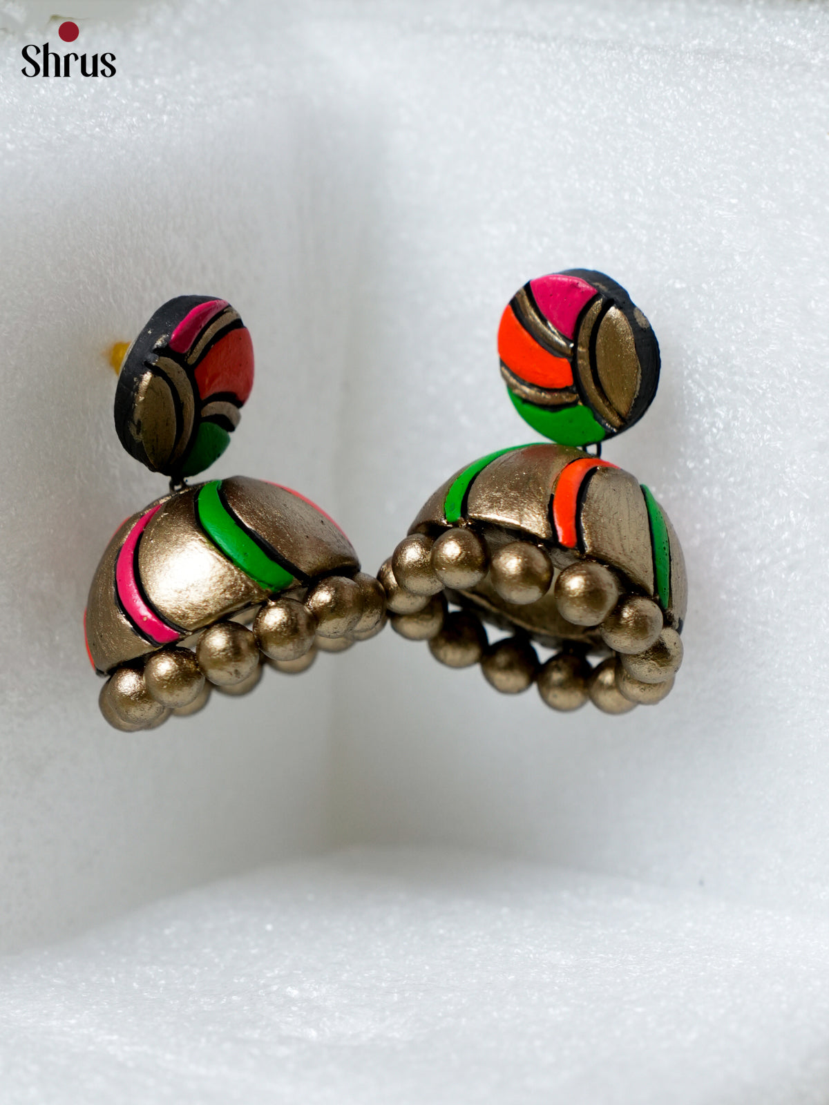 EAJ22035 - Earning - Saree - Shop on Shrus.com