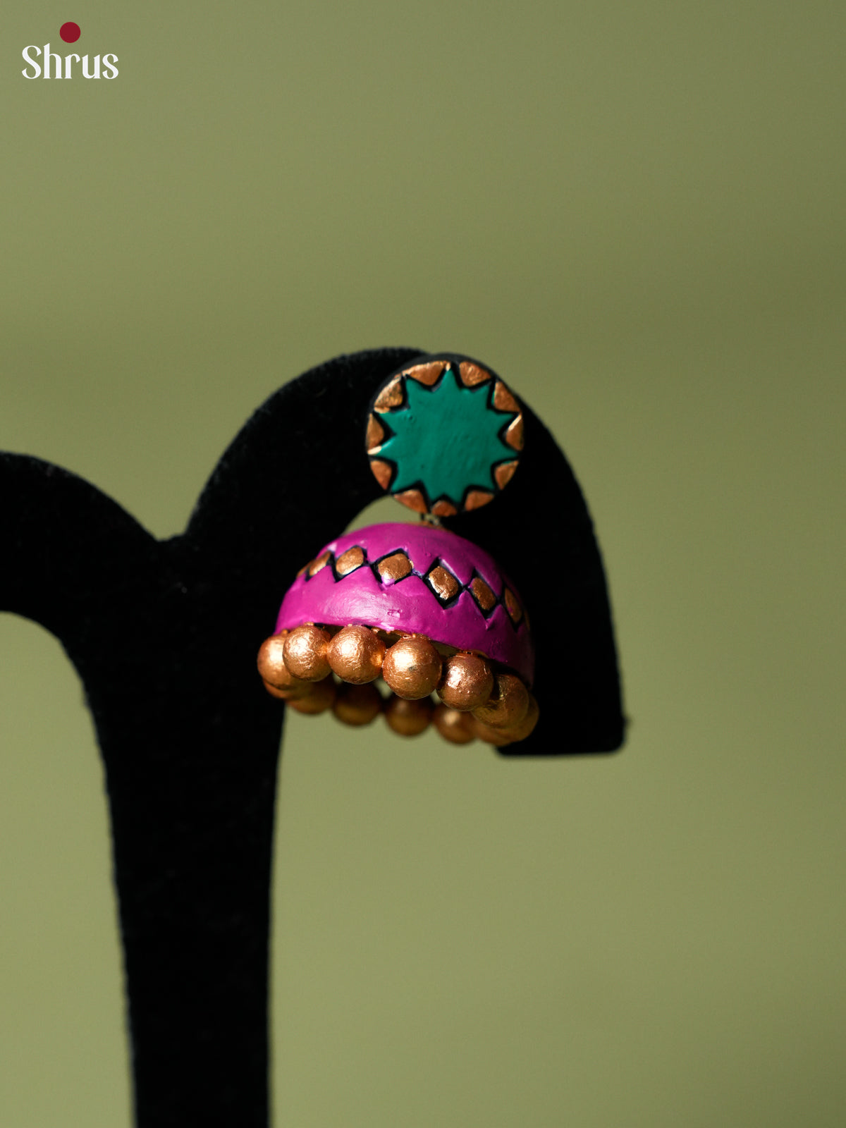 EAJ22038 - Earning - Saree - Shop on Shrus.com