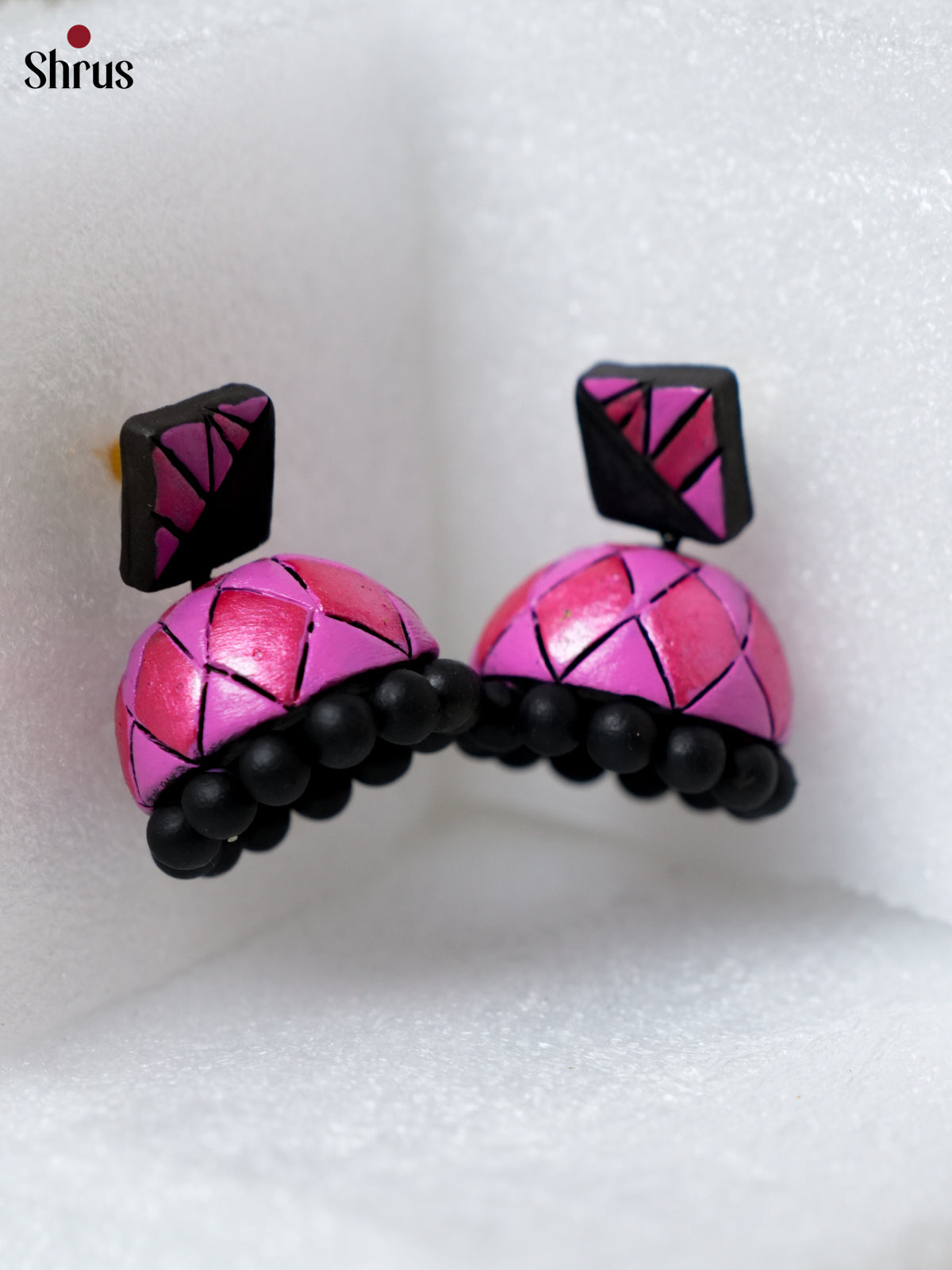 EAJ22042 - Earning - Saree - Shop on Shrus.com