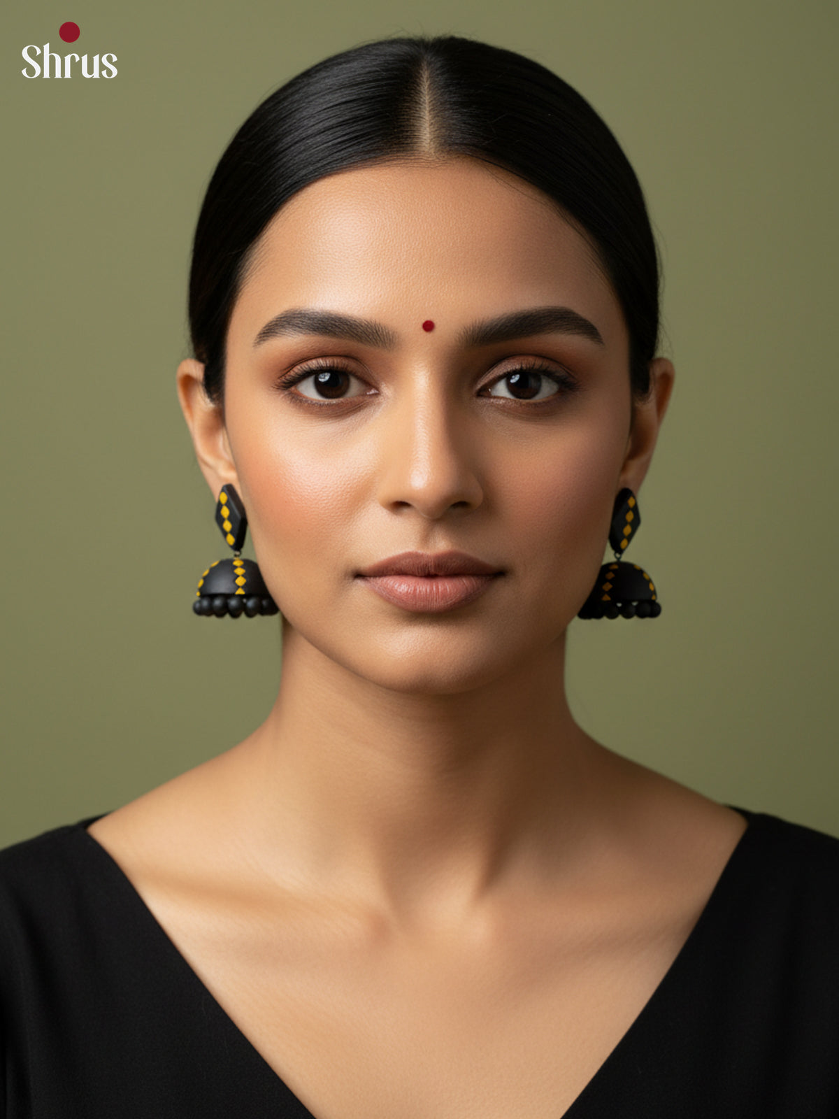 EAJ24023 - Earning - Saree - Shop on Shrus.com