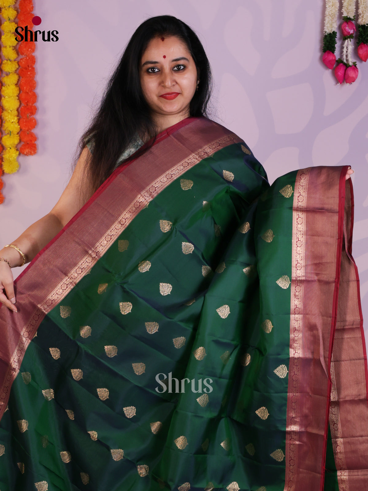 EAS03062 - Kanchipuram Korvai Butta Saree - Shop on Shrus.com