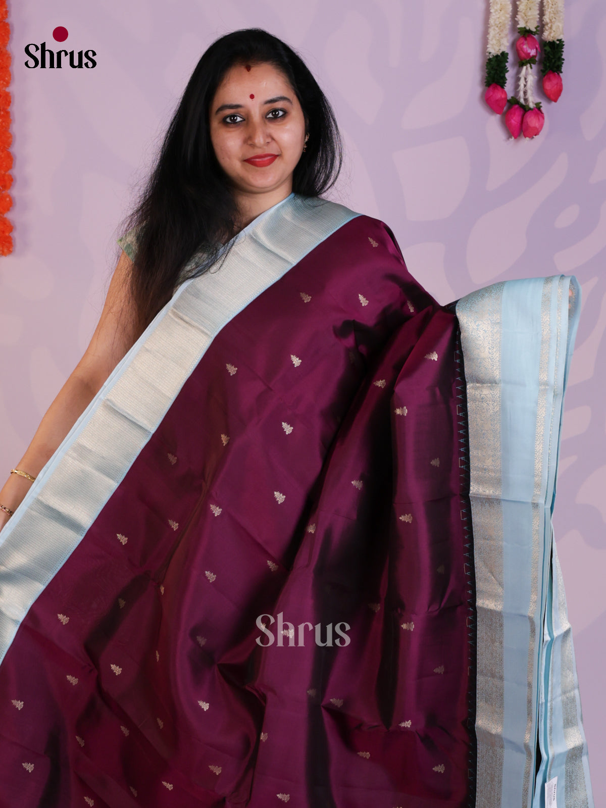 EAS03067 - Kanchipuram Butta design Saree