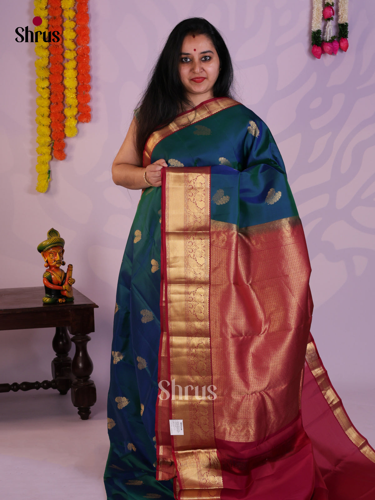 Peacock Blue & Maroon - Kanchipuram-halfpure Saree - EAS08328 - Shop on Shrus.com