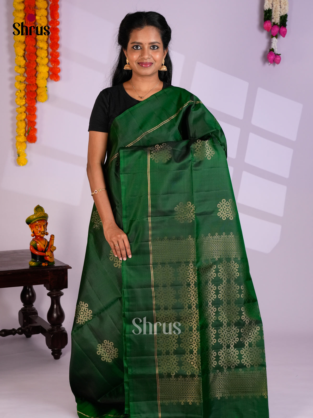 EAS09044 - Soft Silk (HR) Saree - Shop on Shrus.com