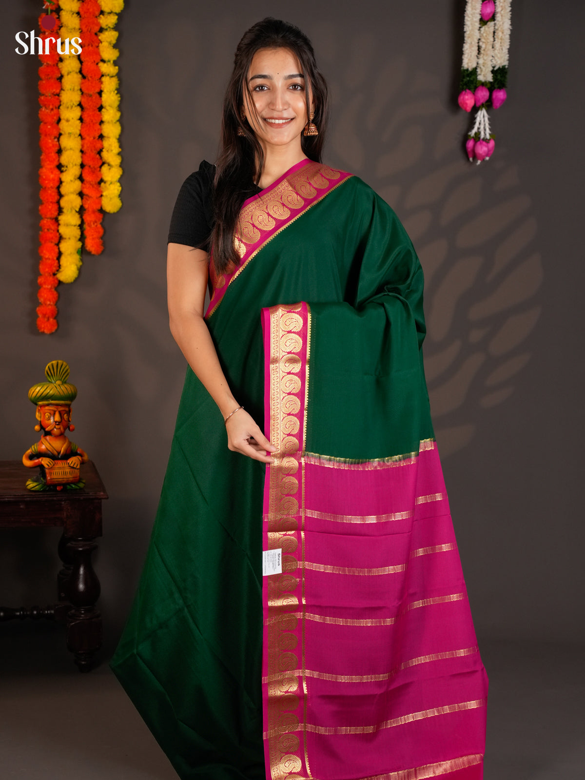 Chic & Elegant Green & Majenta Mysore Silk Saree with rich zari border - EAS09207