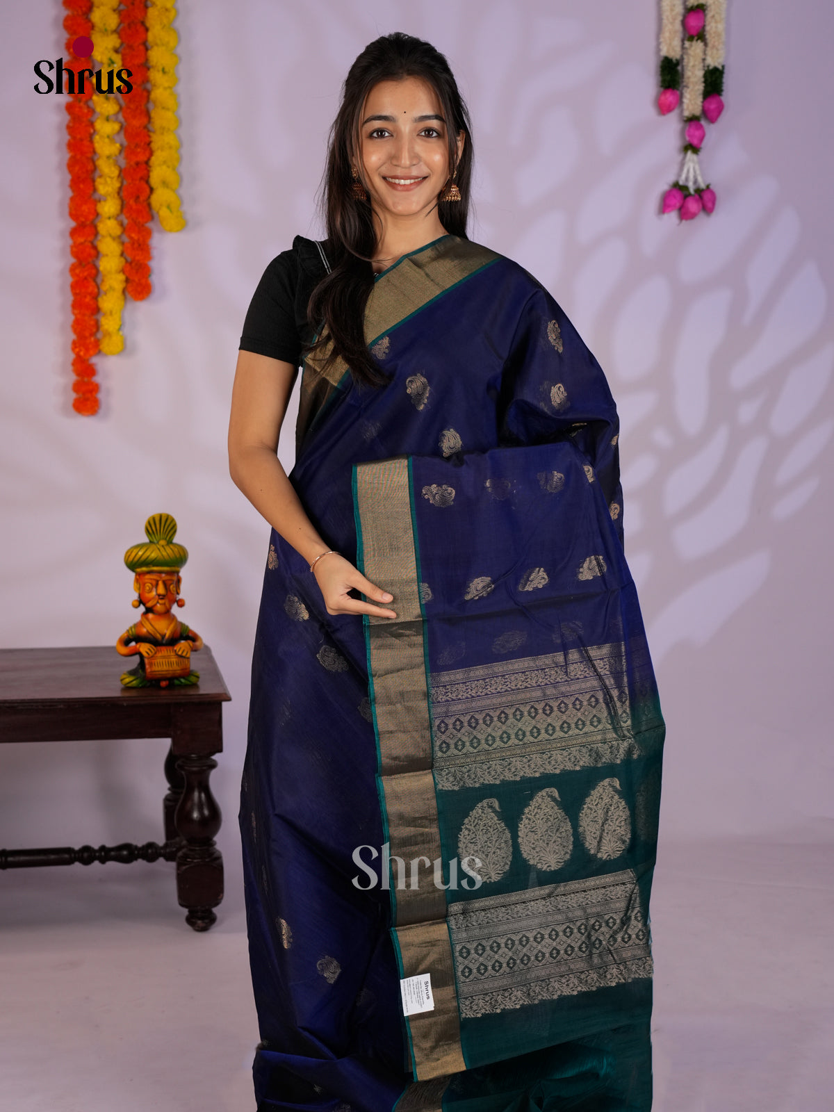 Blue & Green- Timeless Silk Cotton Saree - EAS12011