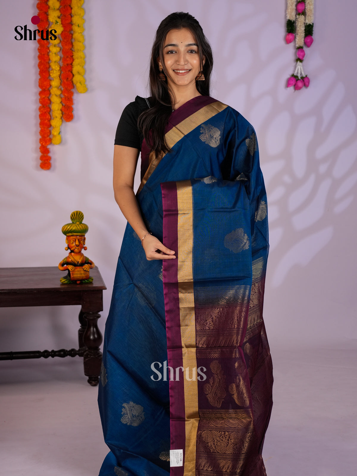 Blue & Maroon - Timeless Silk Cotton Saree - EAS12036