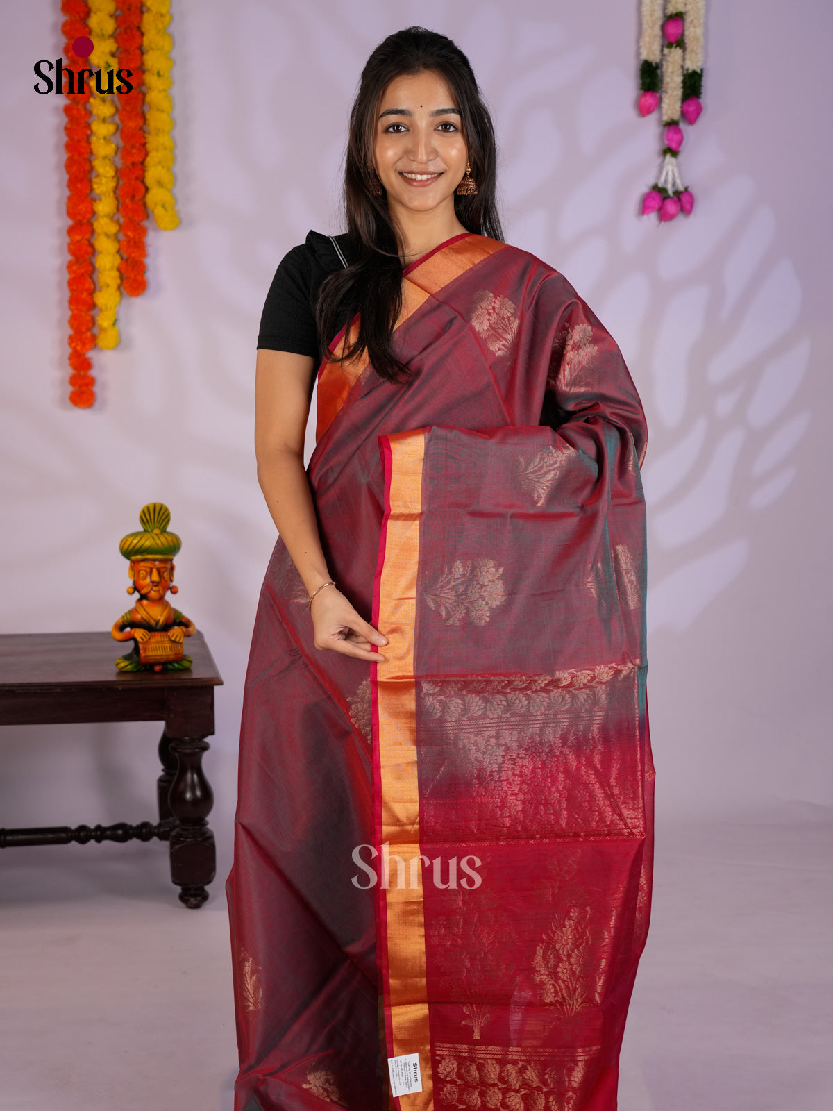 Double Shaded Brown & Red - Timeless Silk Cotton Saree - EAS12052