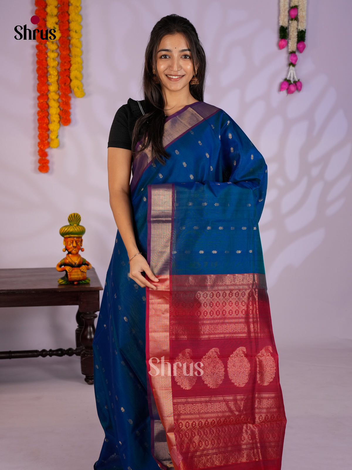 Blue & Red- Timeless Silk Cotton Saree -EAS12084