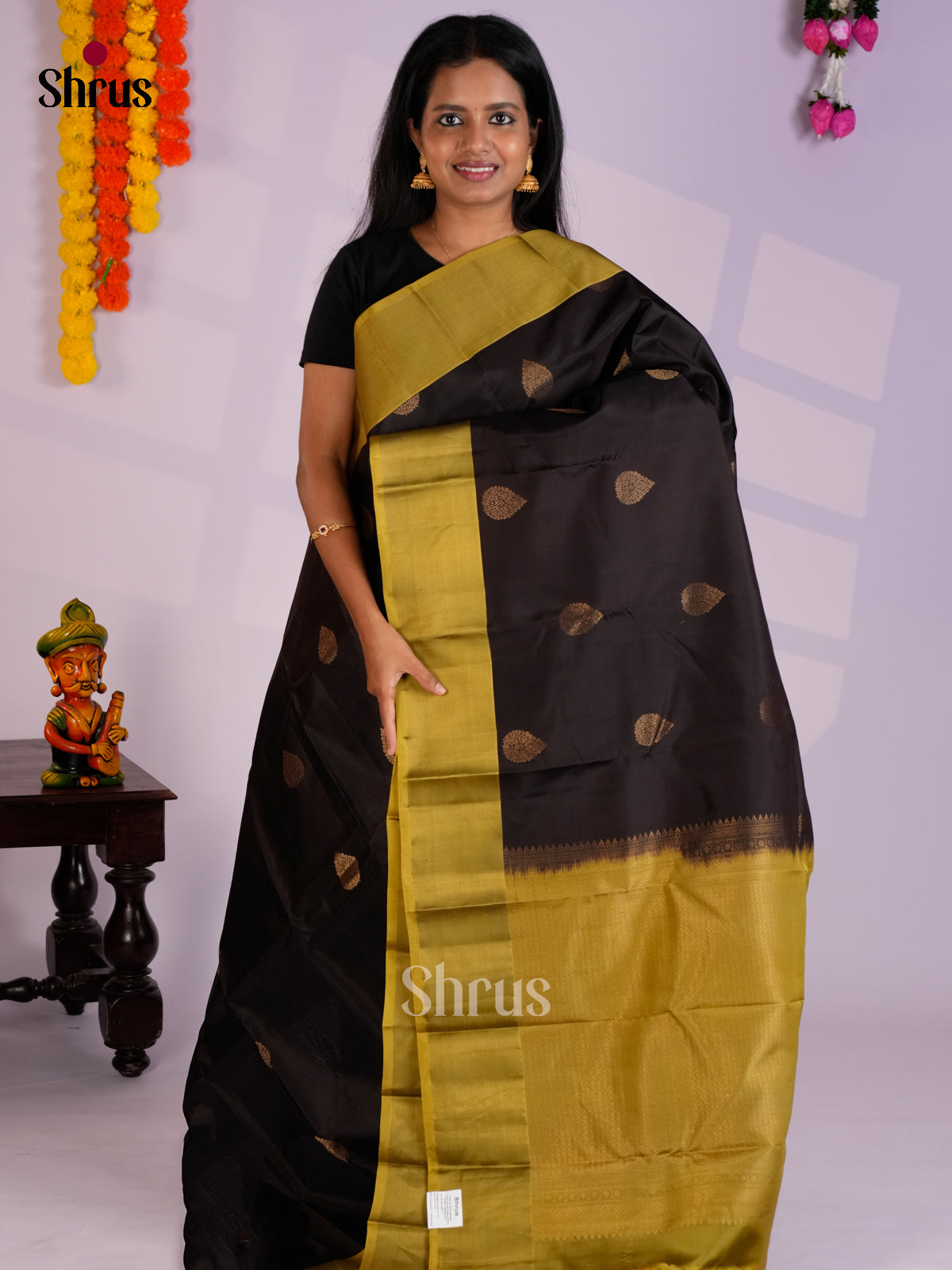 EAS12320 - Kanchipuram-halfpure Saree - Shop on Shrus.com