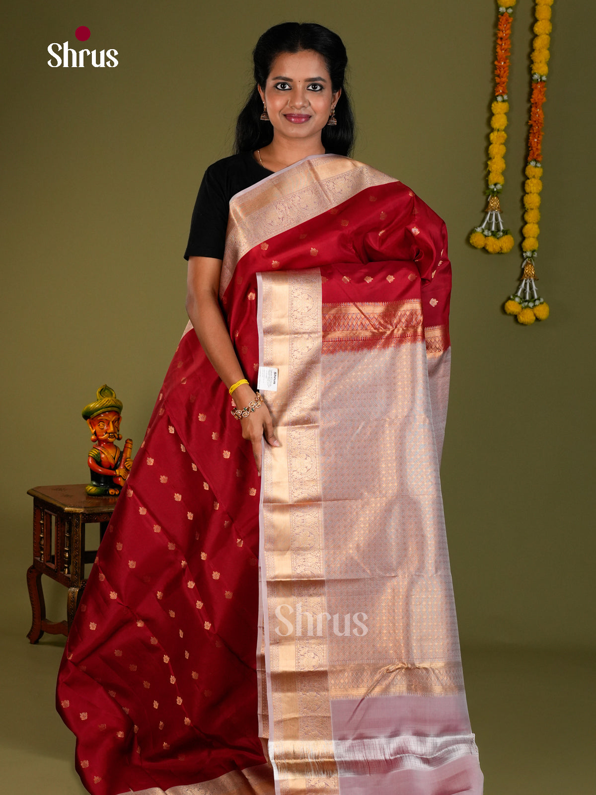 EAS12335 - Kanchipuram-halfpure Saree - Shop on Shrus.com