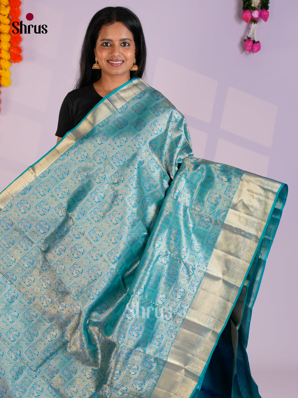EAS13100 - Kanchipuram silk Saree