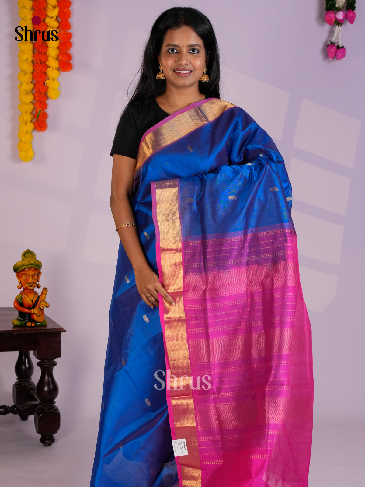 Vibrant Blue & Pink Silk Cotton Saree with zari buttas - EAS13275