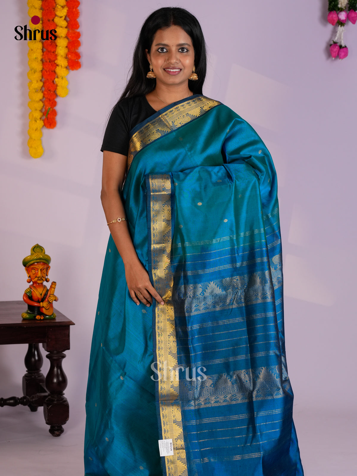 Pretty Blue single tone Silk Cotton saree gleams with zari buttas -EAS13290 - Shop on Shrus.com