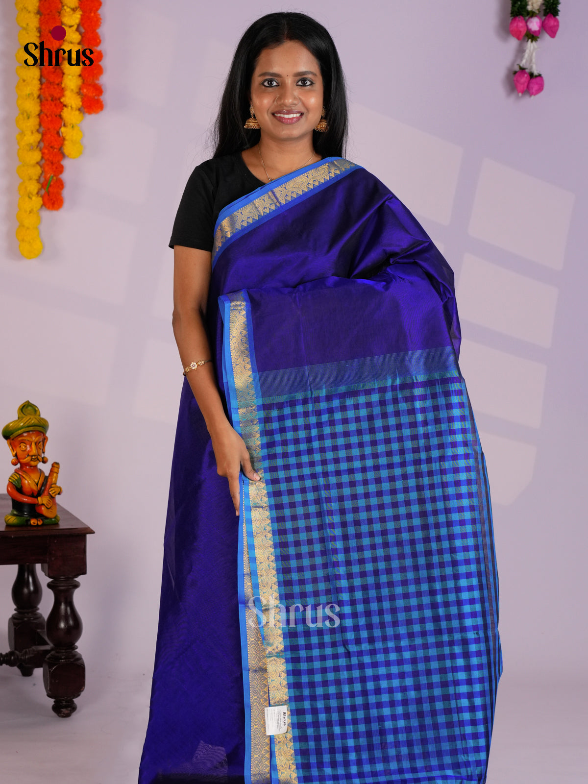 Pretty Blue Silk Cotton Saree with checkered pallu- EAS13367 - Shop on Shrus.com