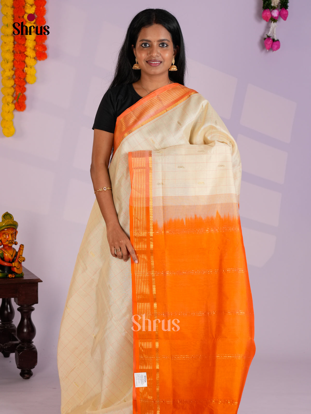 Charming Cream & Orange Silk Cotton Saree with zari checks -EAS13384