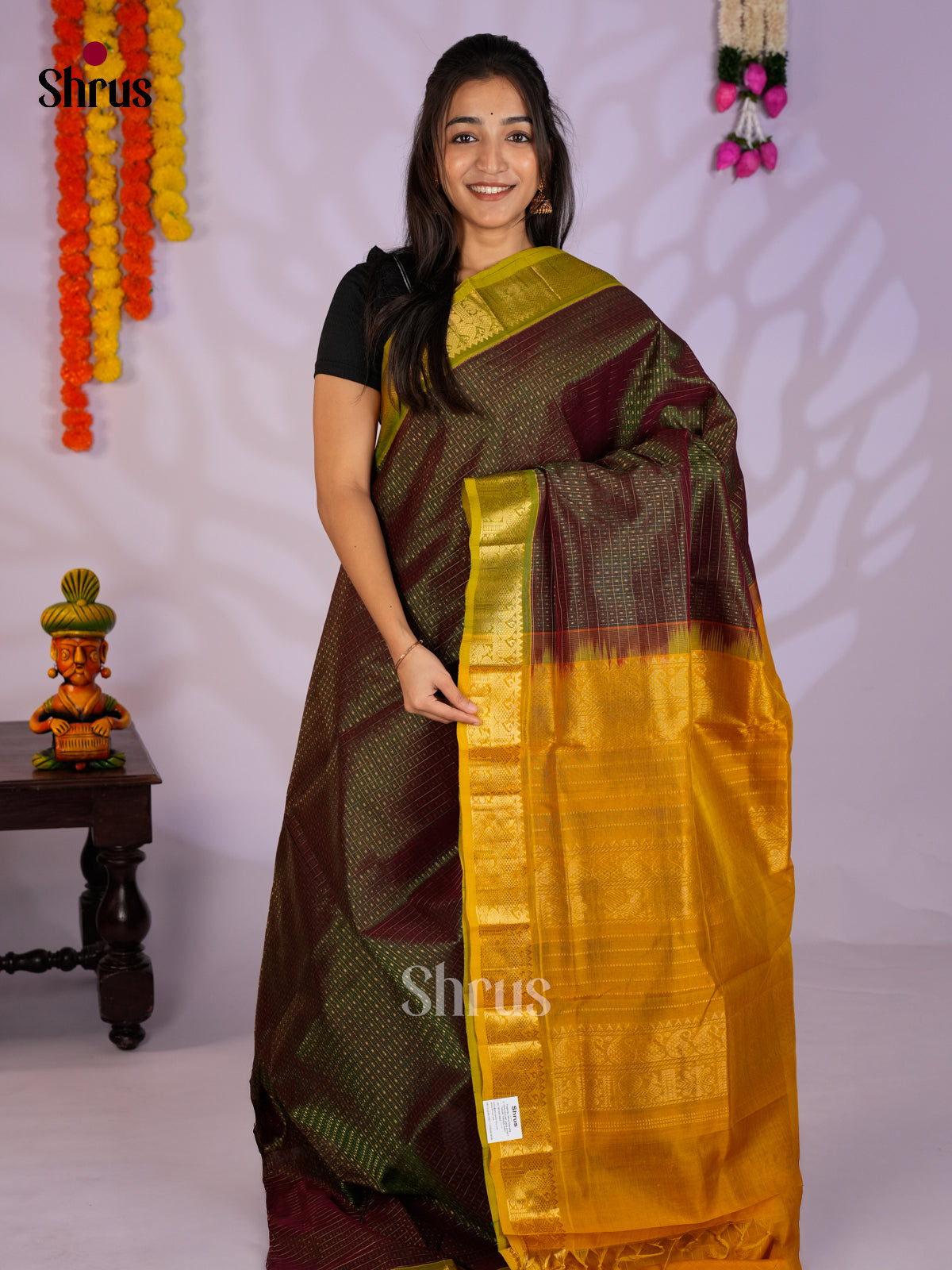 beautiful Green & Mustard Silk Cotton Saree with zari checks - EAS13393