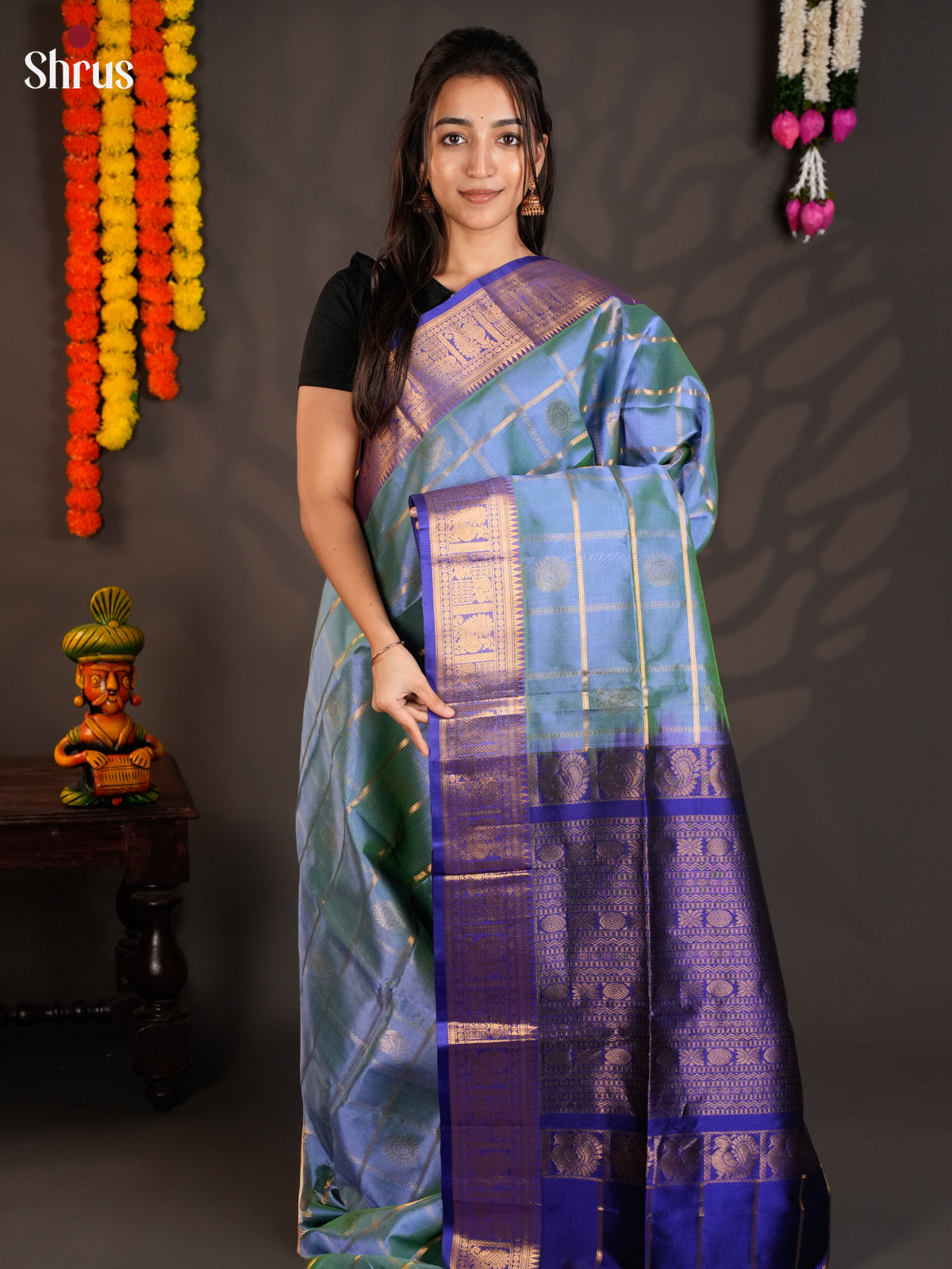 Beautiful Light Blue & Blue Silk Cotton saree with zar checks & splendid border -EAS19024