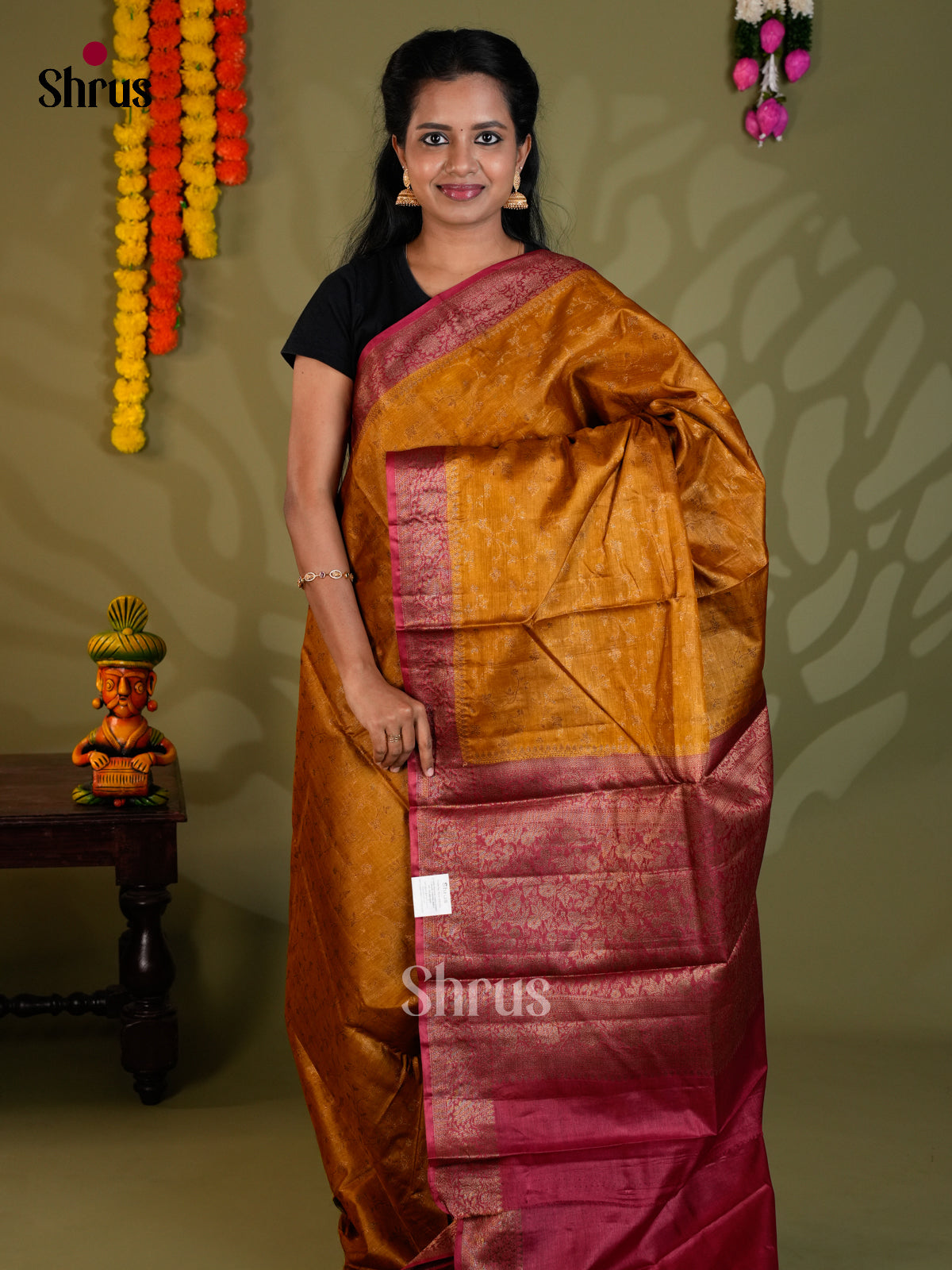 EAS20011 - Banarasi Tussar Saree - Shop on Shrus.com