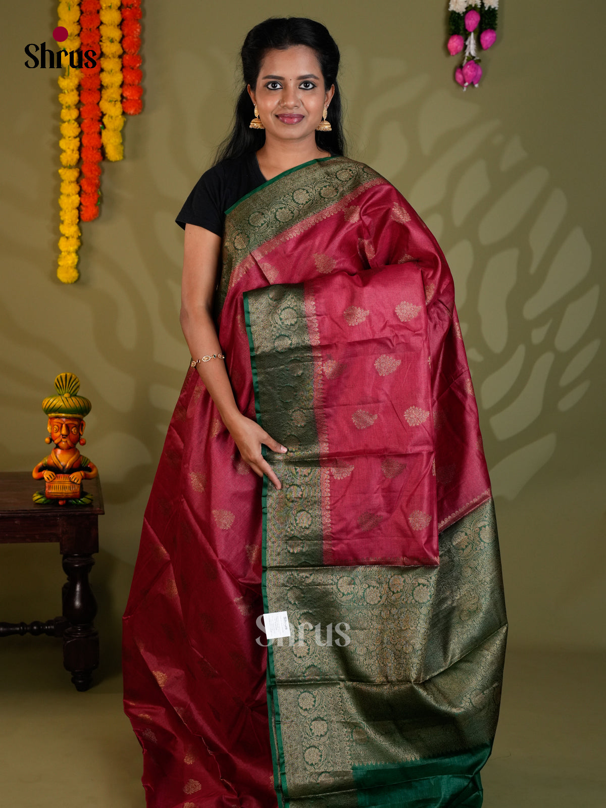 Bright Red & Green Banarasi Tussar Saree gleams with gold zari floral buttas - EAS20021 - Shop on Shrus.com