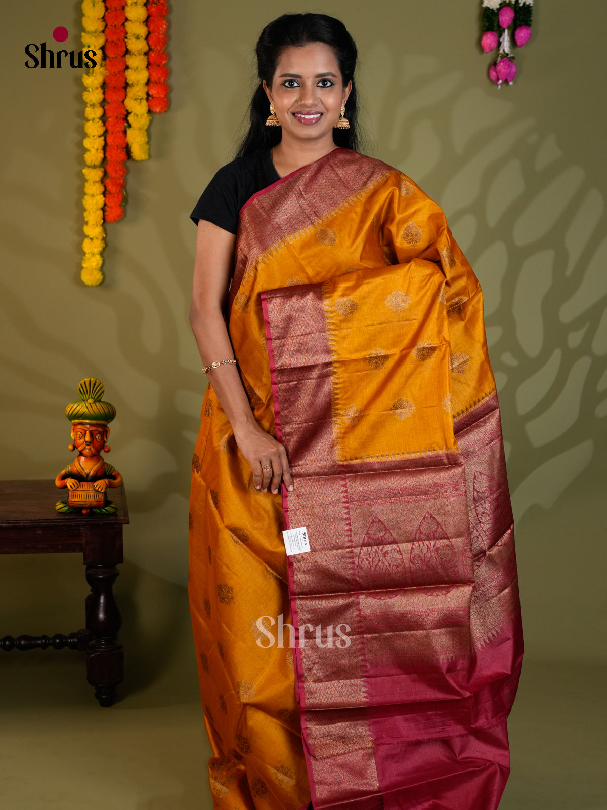 EAS20061 - Banarasi Tussar Saree - Shop on Shrus.com