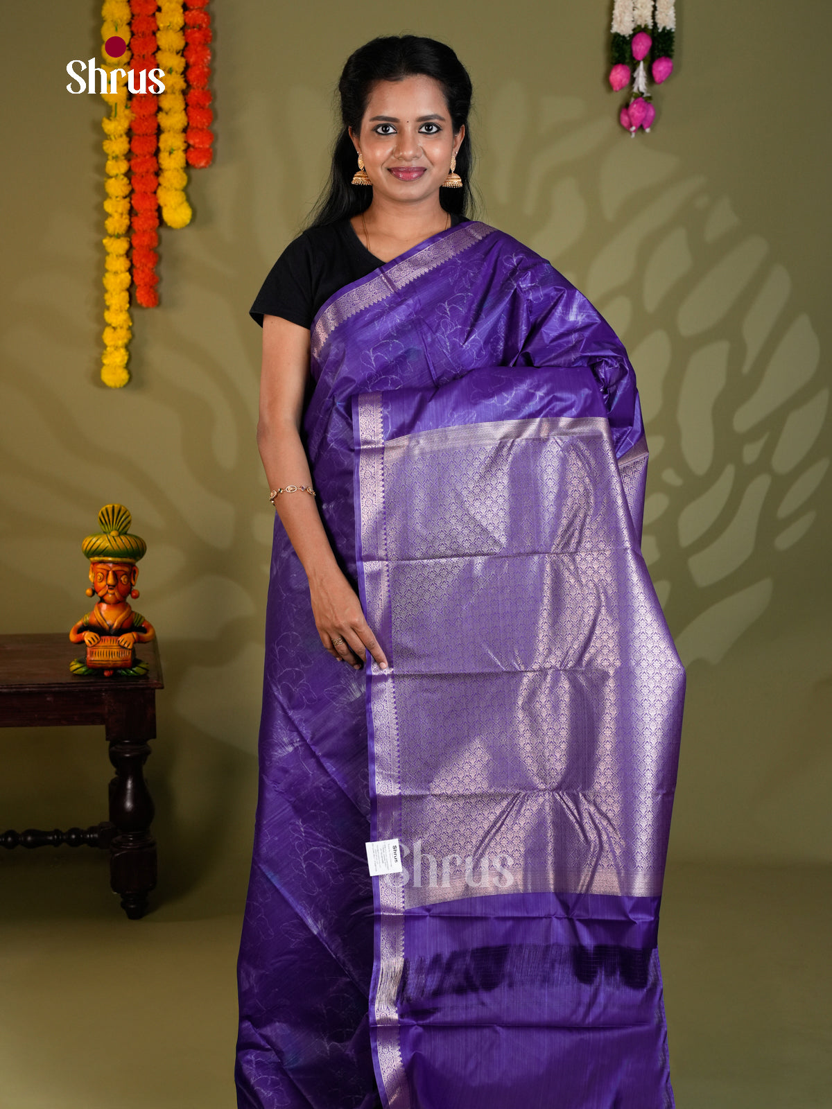 EAS21188 - Kanchipuram-halfpure Saree - Shop on Shrus.com