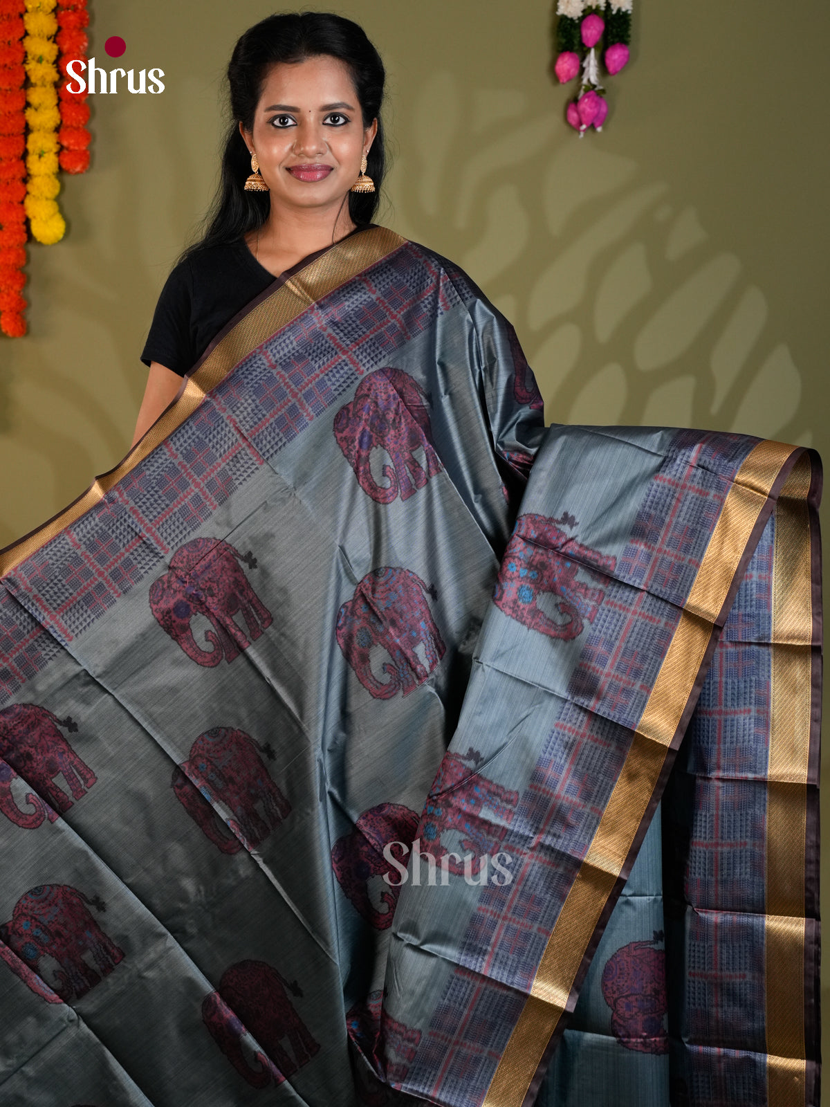 EAS21198 - Kanchipuram-halfpure Saree - Shop on Shrus.com