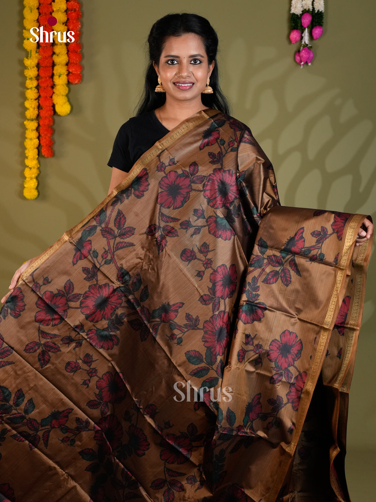 EAS21200 - Kanchipuram-halfpure Saree - Shop on Shrus.com