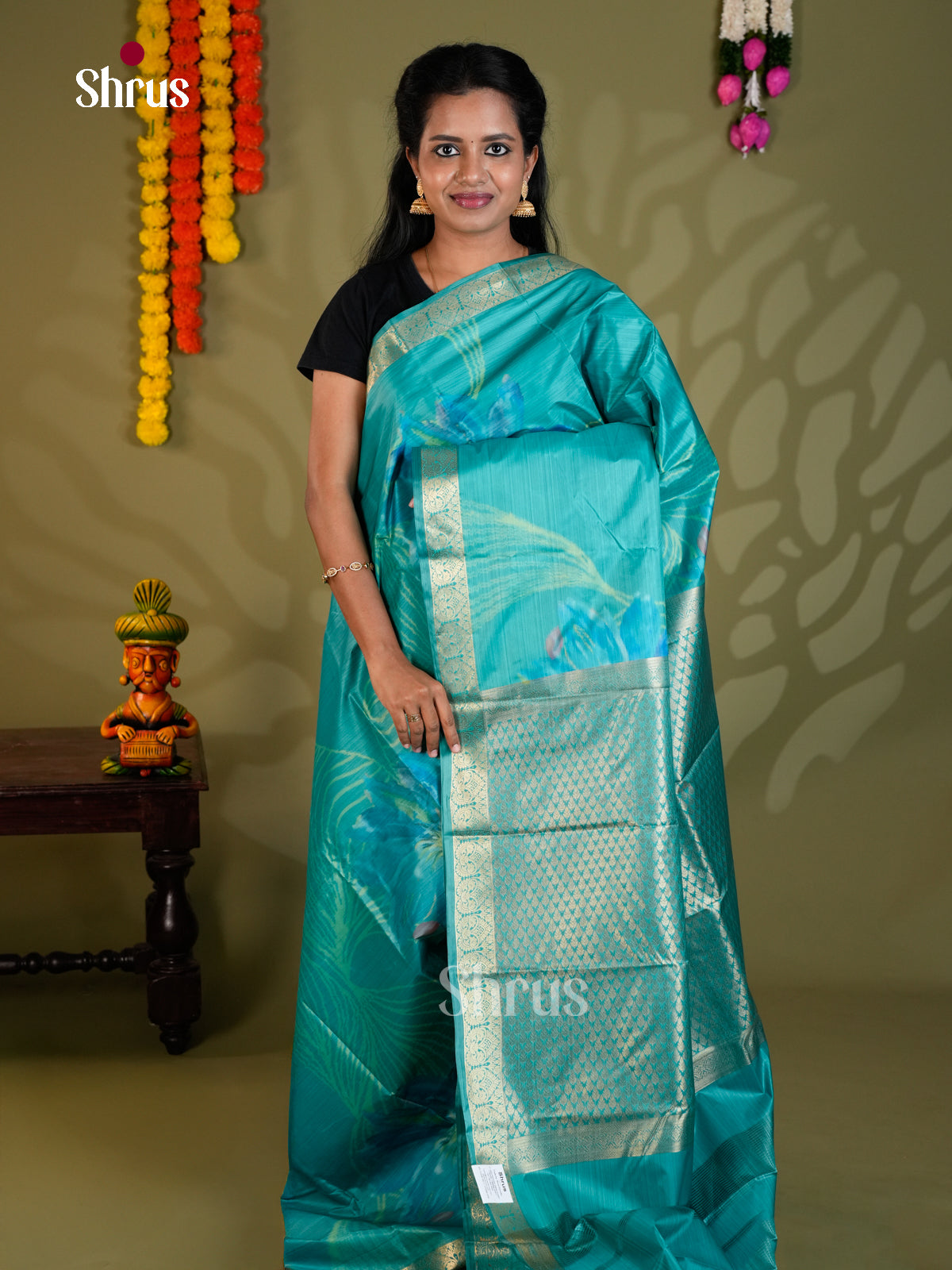 EAS21203 - Kanchipuram-halfpure Saree - Shop on Shrus.com