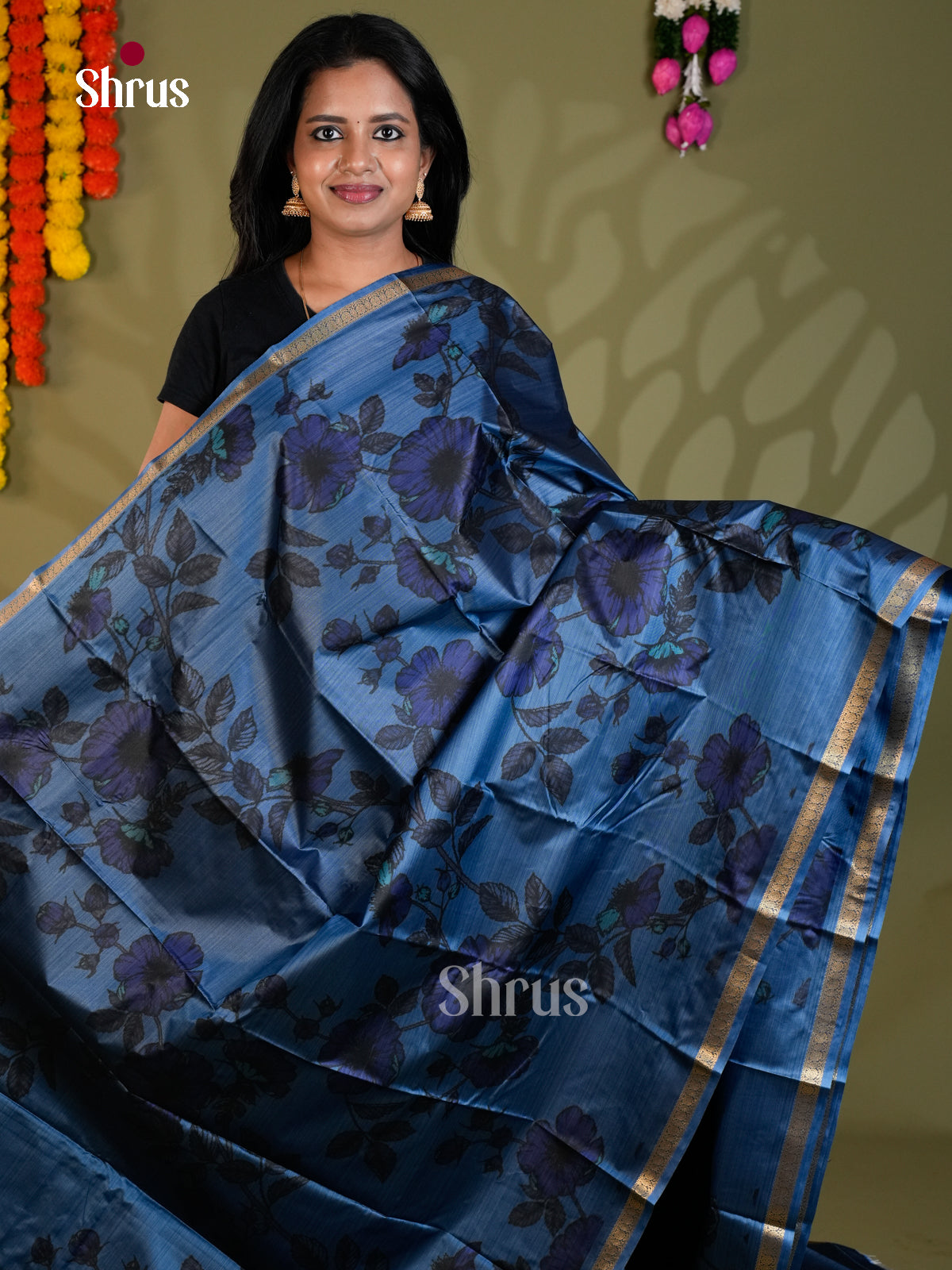 EAS21210 - Kanchipuram-halfpure Saree - Shop on Shrus.com