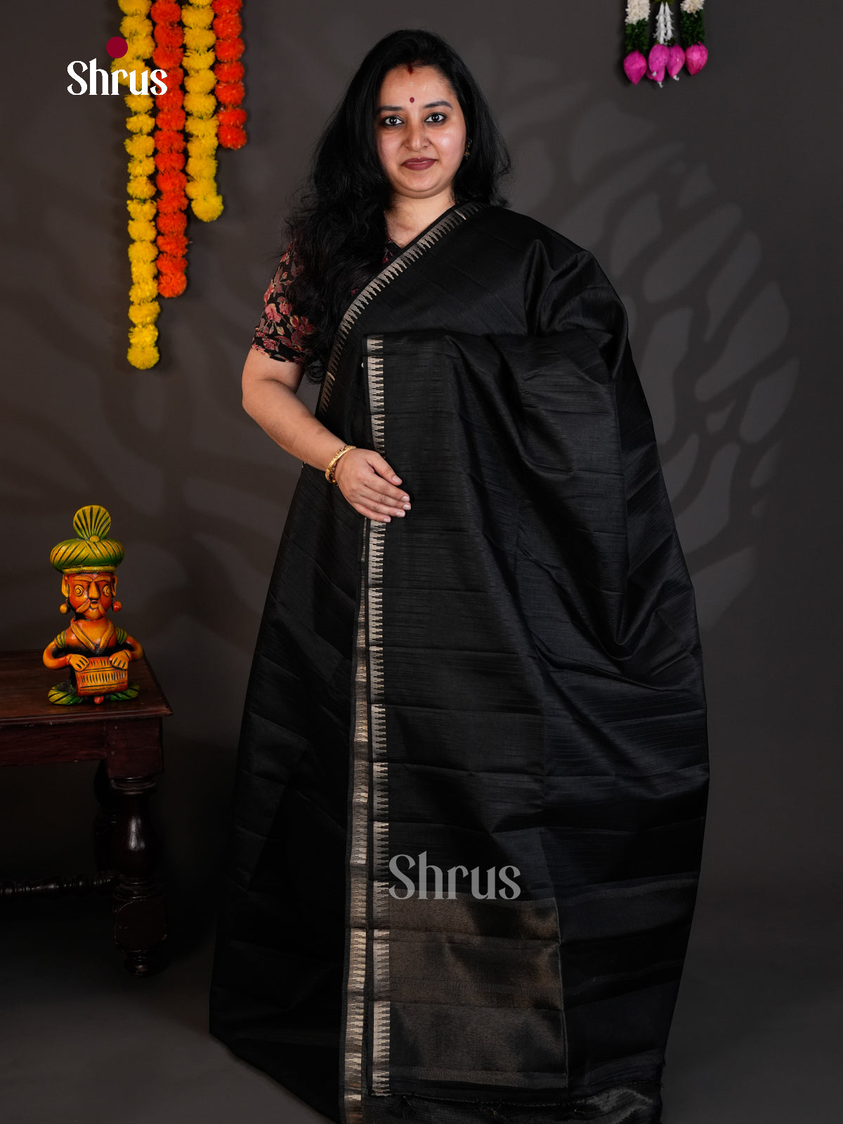 Black- Semi Rawsilk - Saree - EAS22023 - Shop on Shrus.com