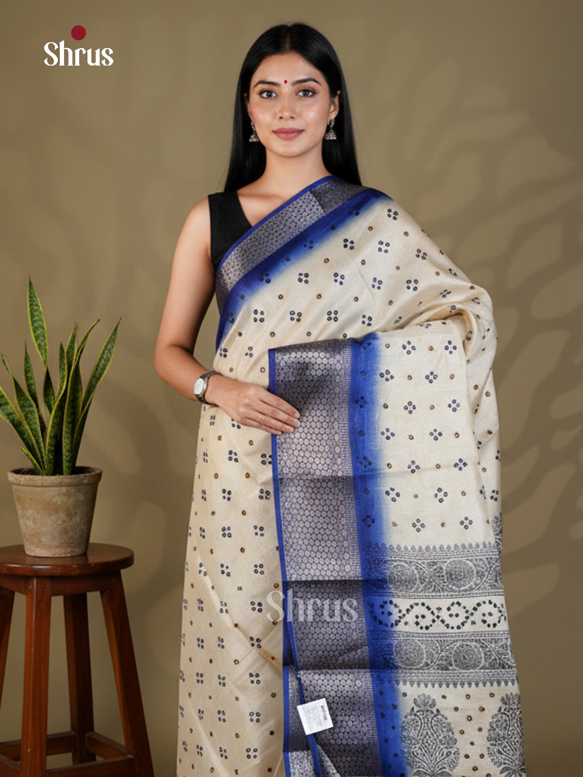 EAS22174 - Semi Crepe - Saree - Shop on Shrus.com
