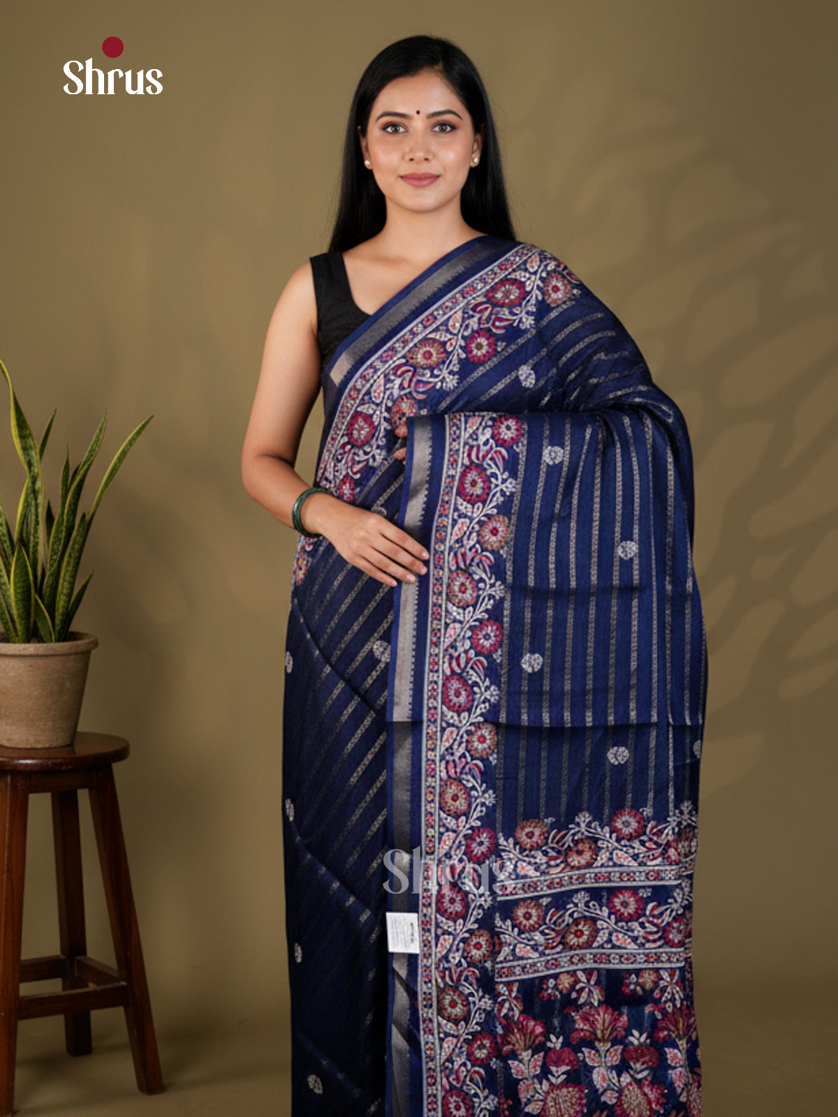 EAS22370 - Semi Crepe - Saree - Shop on Shrus.com