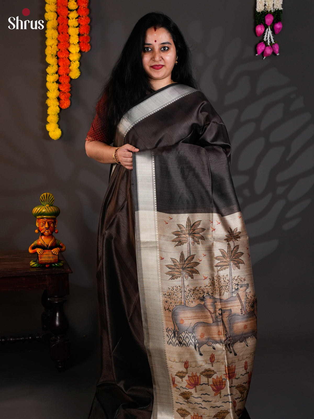 Black - Semi Rawsilk - Saree-EAS23006 - Shop on Shrus.com