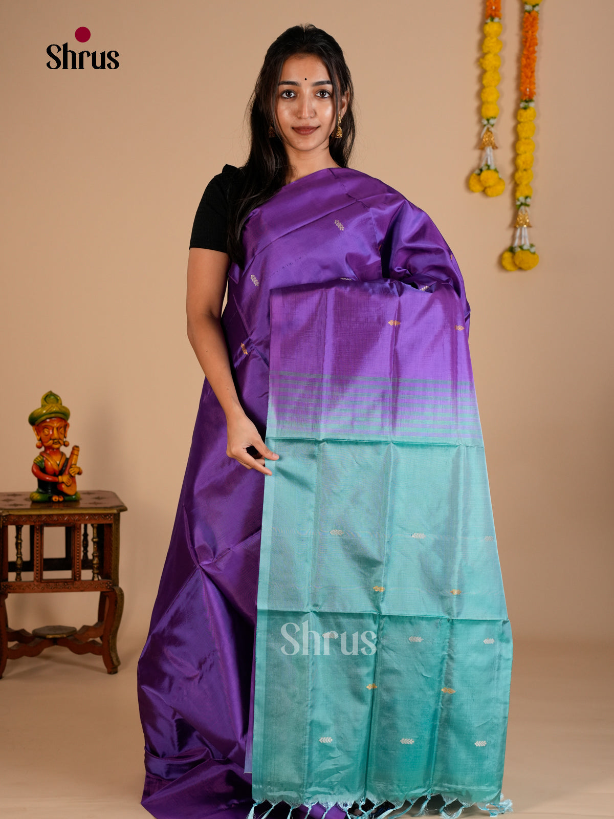 EAS23028 - Banana Pith without blouse - Saree - Shop on Shrus.com