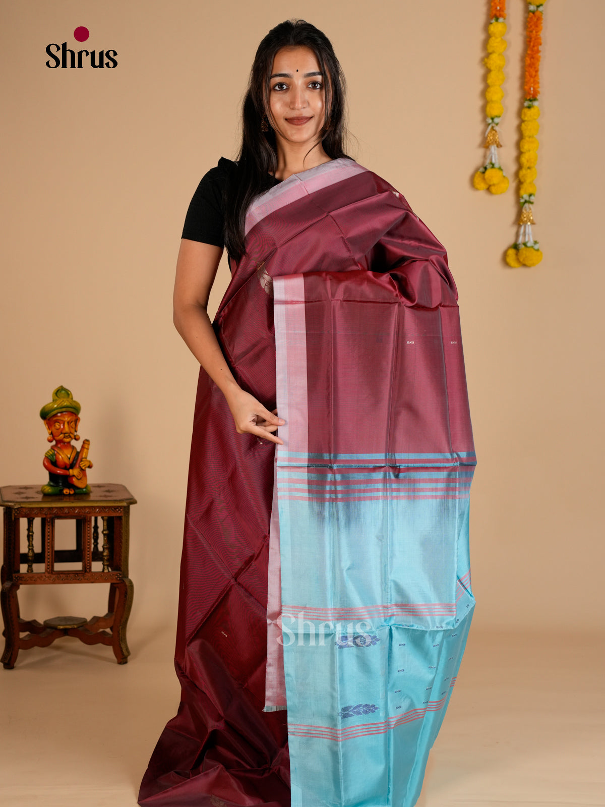 EAS23030 - Banana Pith without blouse - Saree - Shop on Shrus.com