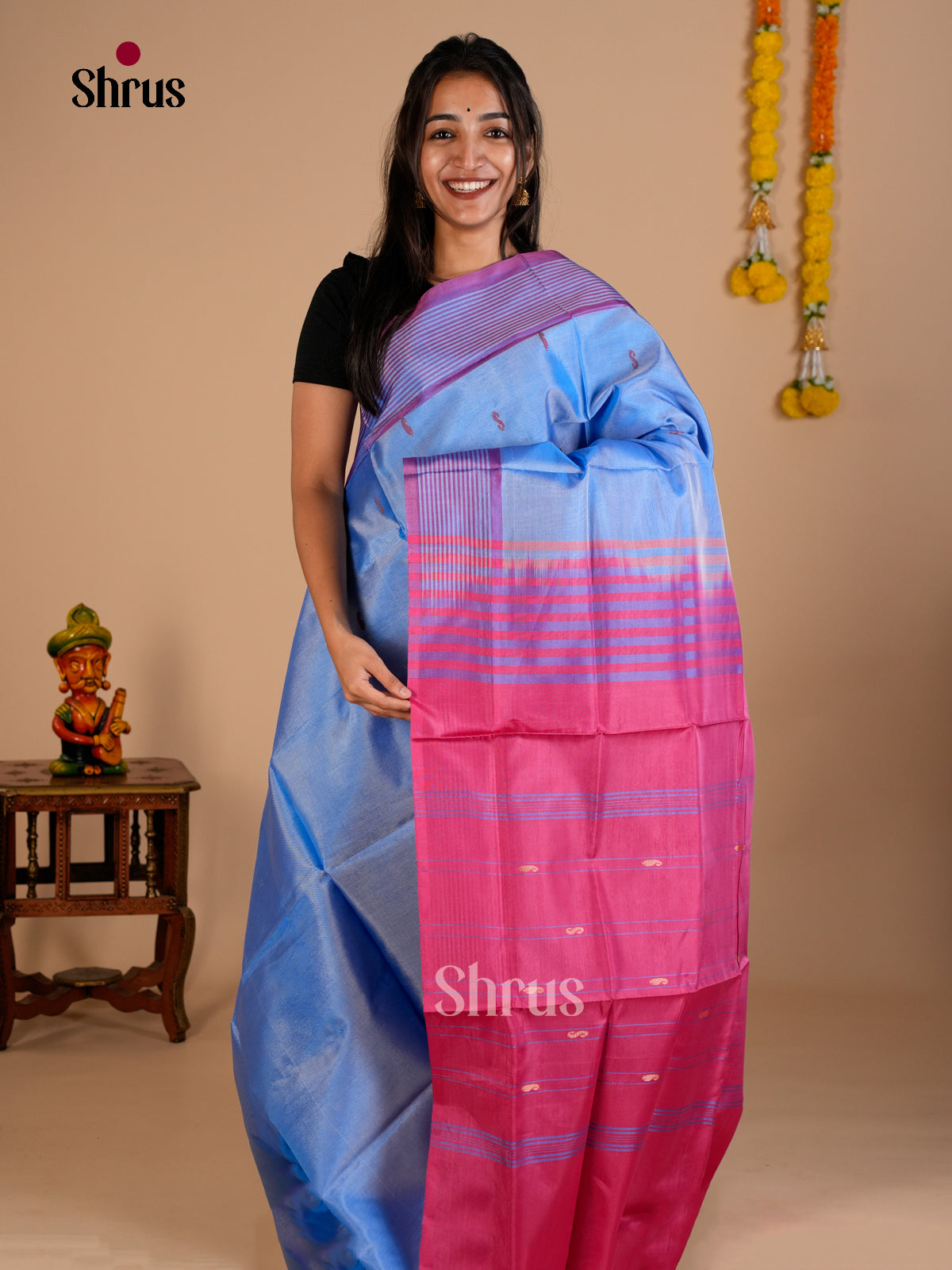 EAS23031 - Banana Pith without blouse - Saree - Shop on Shrus.com