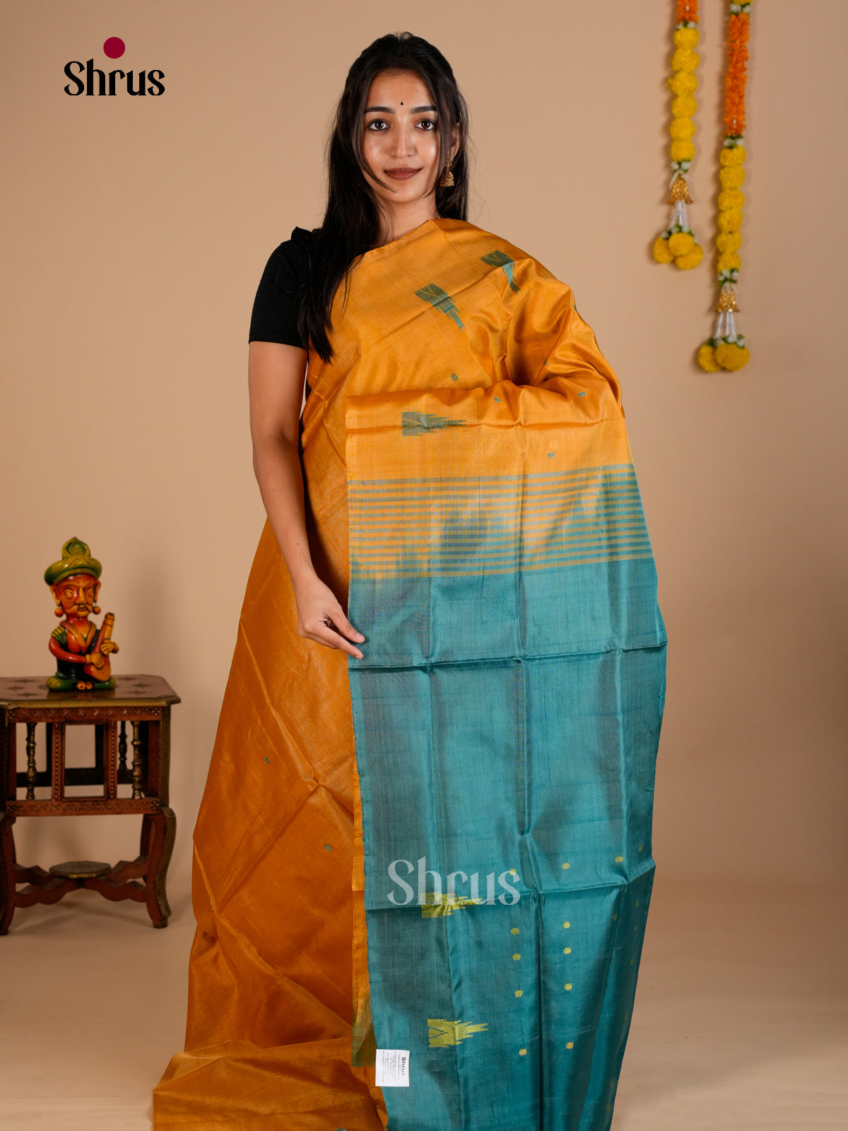 EAS23051 - Banana Pith without blouse - Saree - Shop on Shrus.com