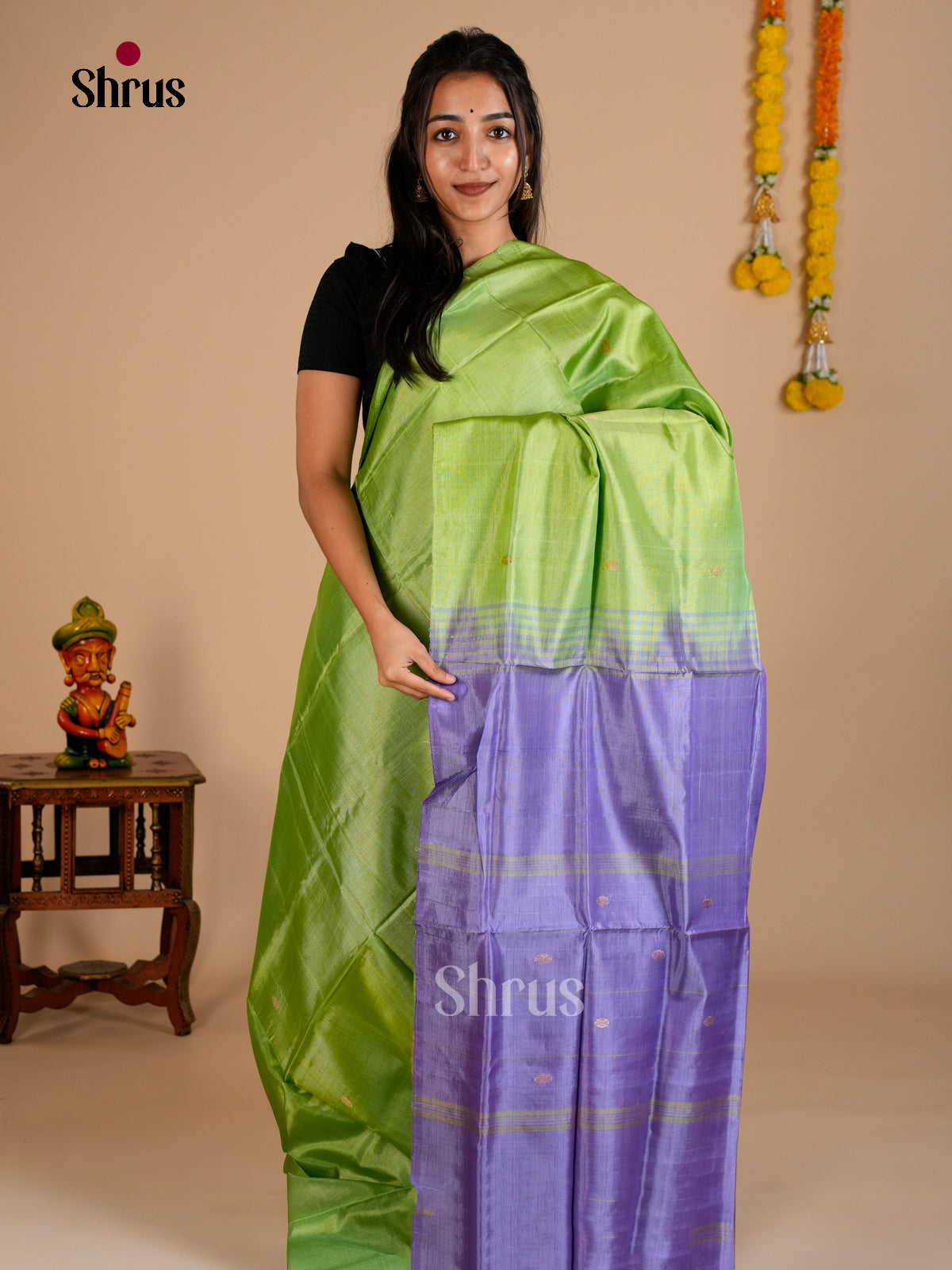 EAS23056 - Banana Pith without blouse - Saree - Shop on Shrus.com