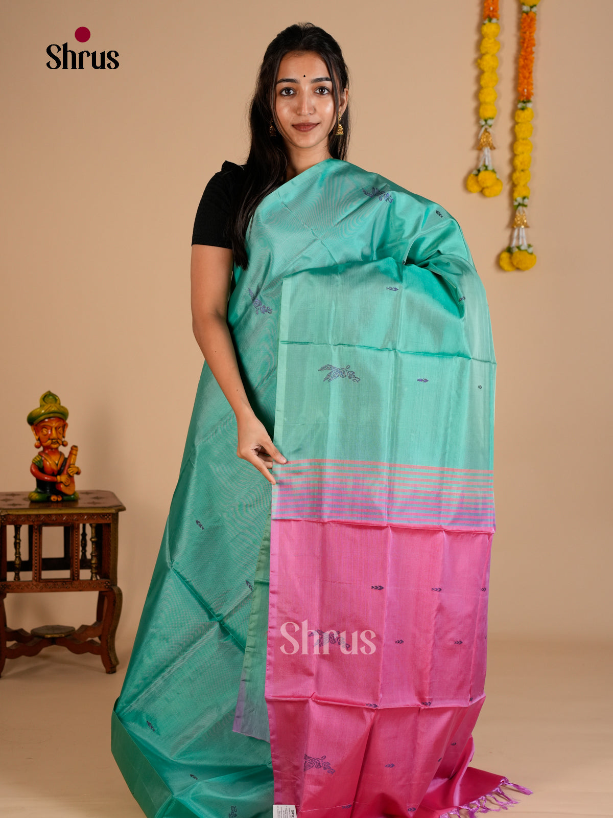 EAS23073 - Banana Pith without blouse - Saree - Shop on Shrus.com