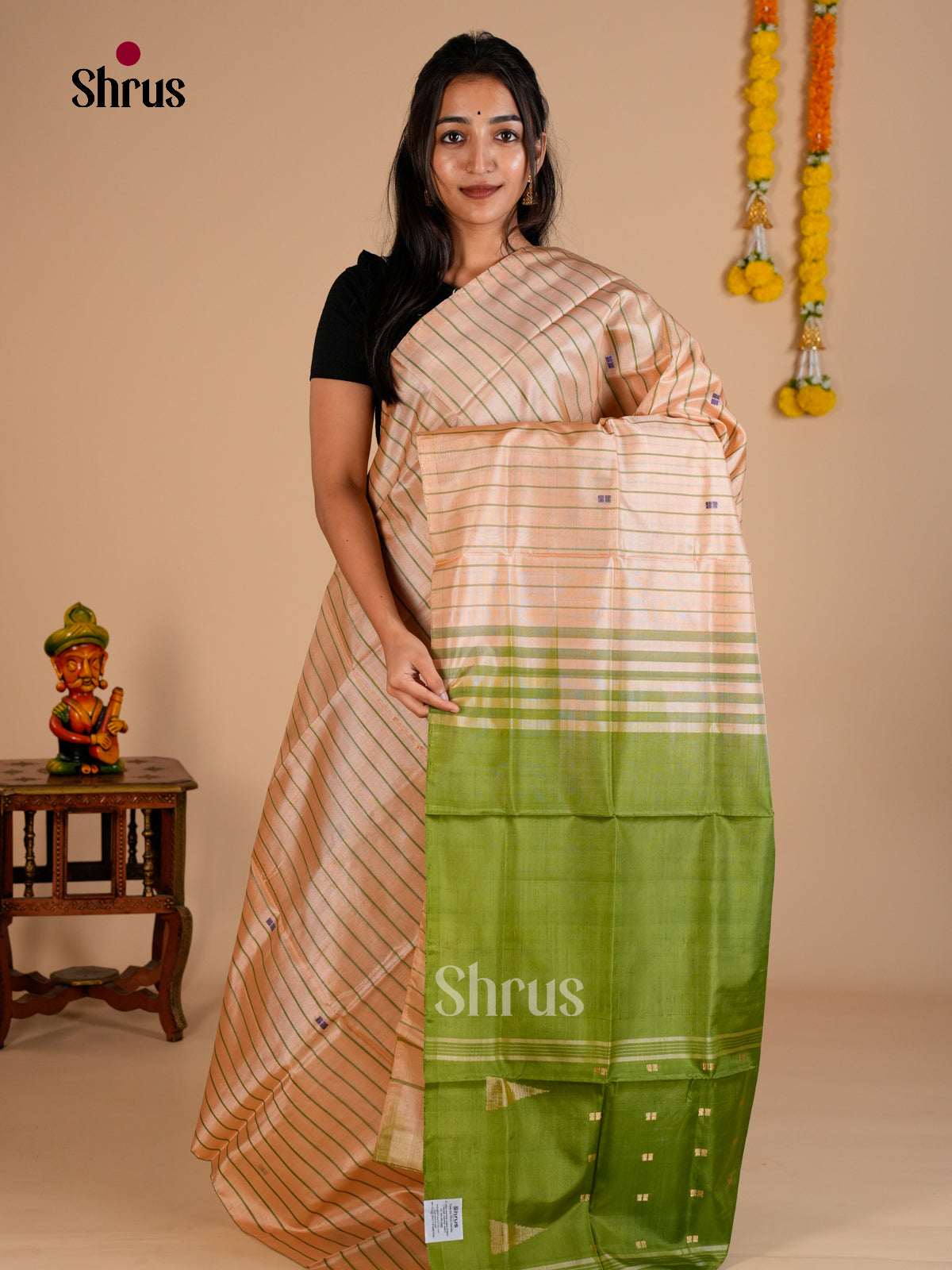 EAS23094 - Banana Pith without blouse - Saree - Shop on Shrus.com