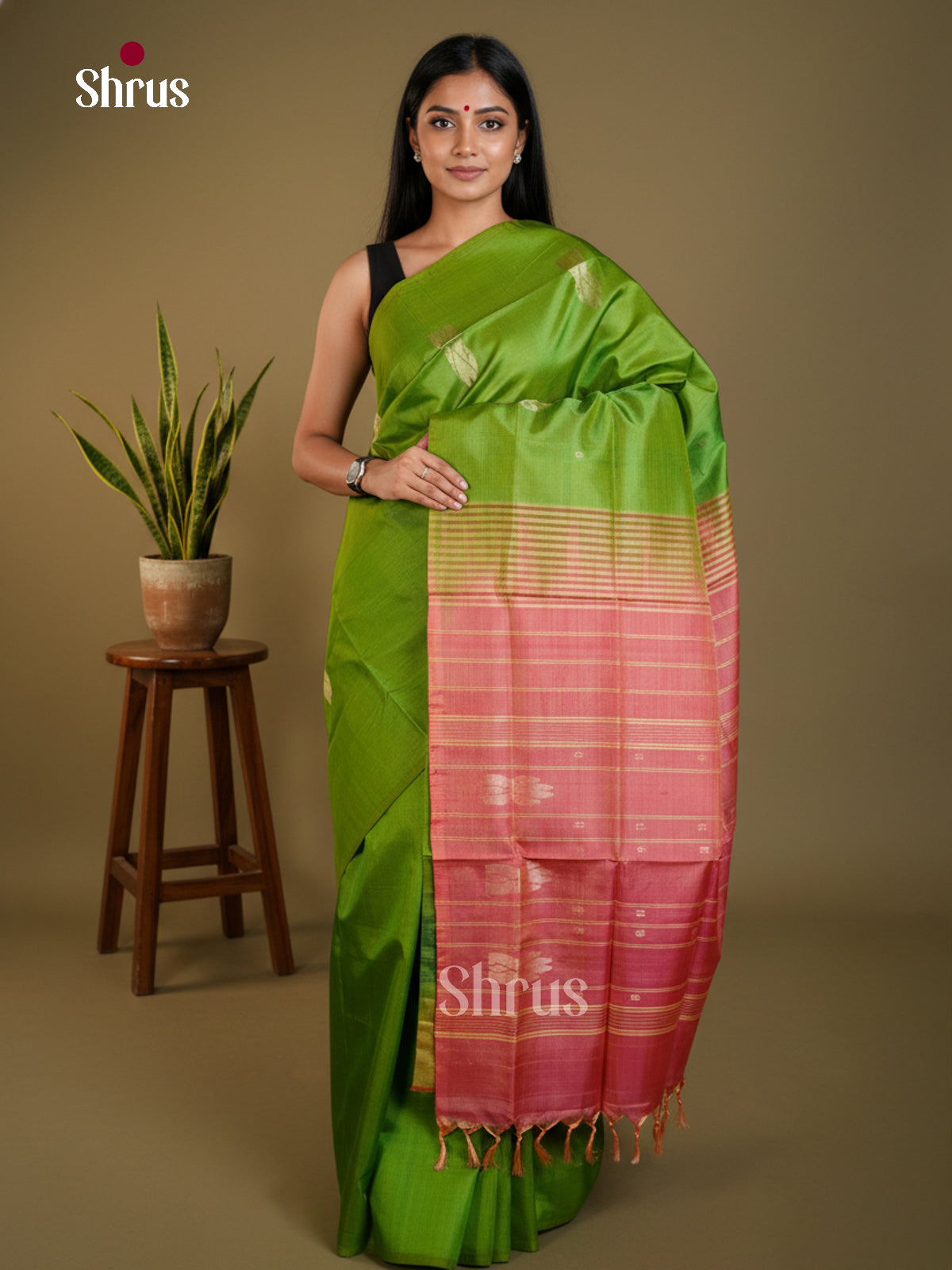 EAS23120 - Banana Pith without blouse - Saree - Shop on Shrus.com