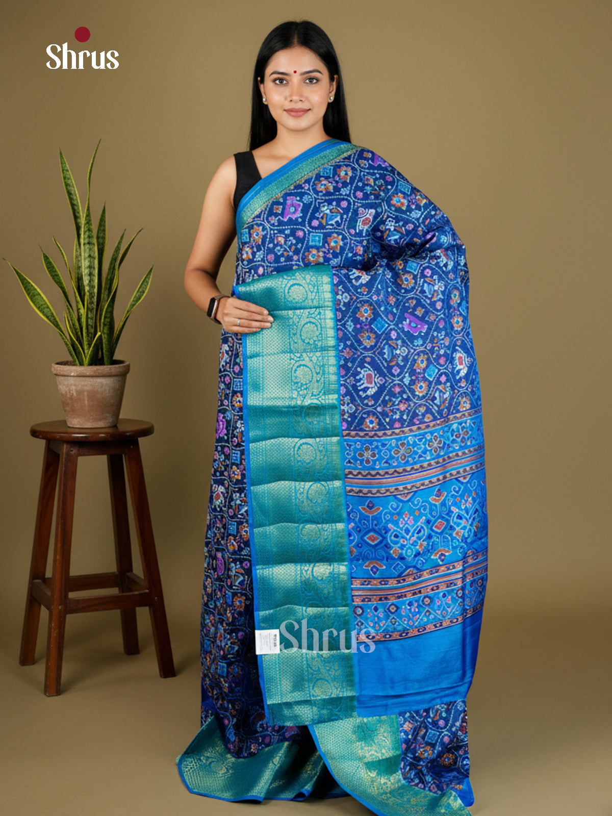 EAS27040 - Semi Patola-Kanchi Border Saree - Shop on Shrus.com