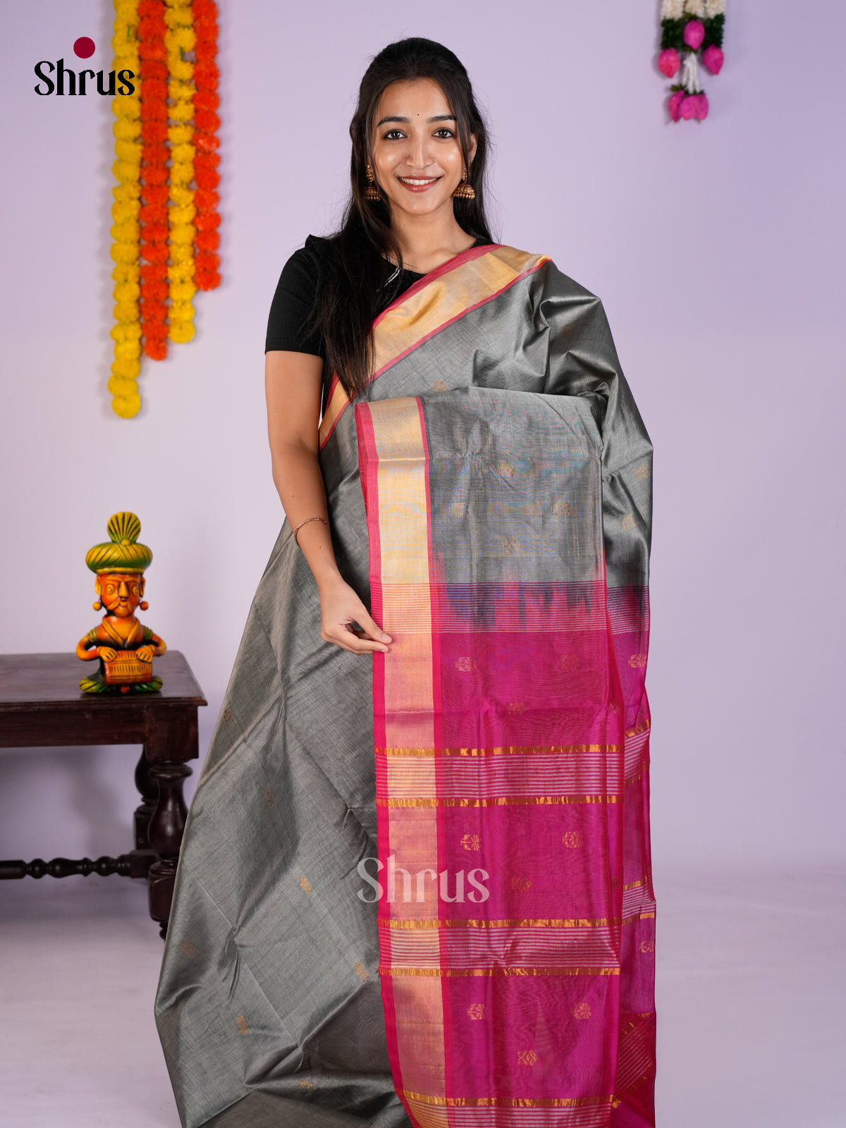 EAS27246 - Silk Cotton Saree - Shop on Shrus.com
