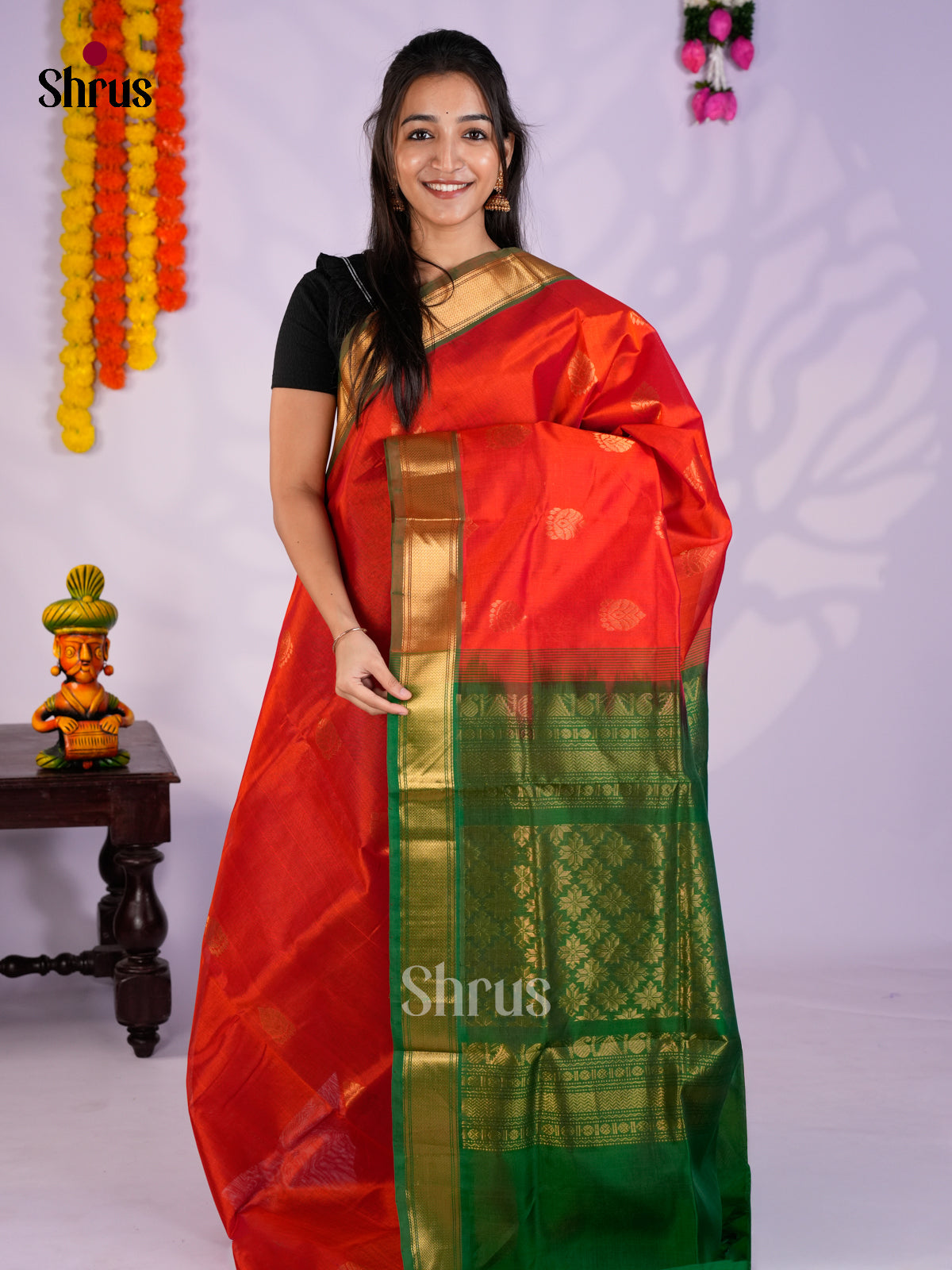 Buy Majestic Orange Pure Silk Cotton Saree with Floral Motifs & Green Brocade Zari Pallu